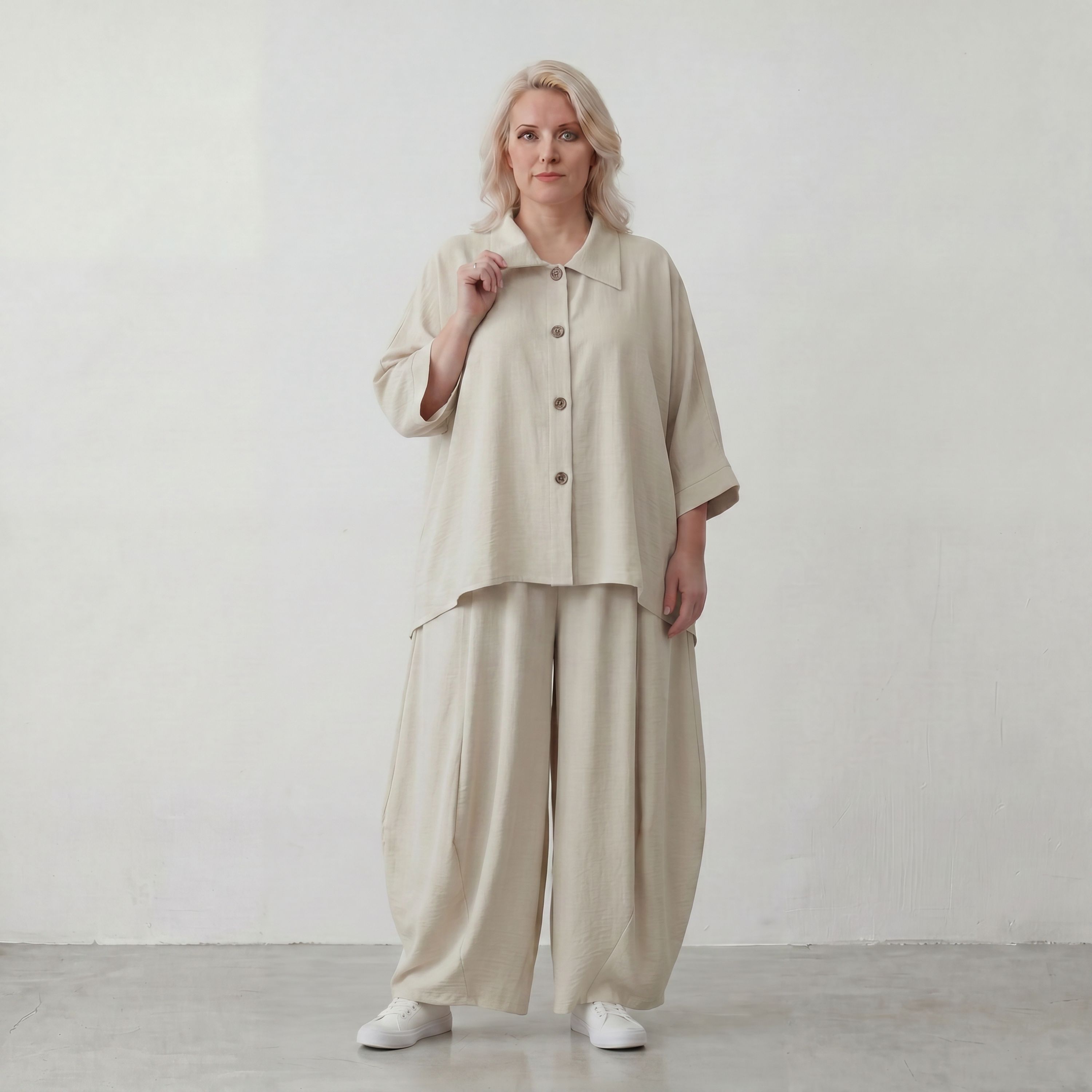 Legere Beige Bluse in Leinenoptik mit Crashlook Oversize Lagenlook zeitlos modern luftig