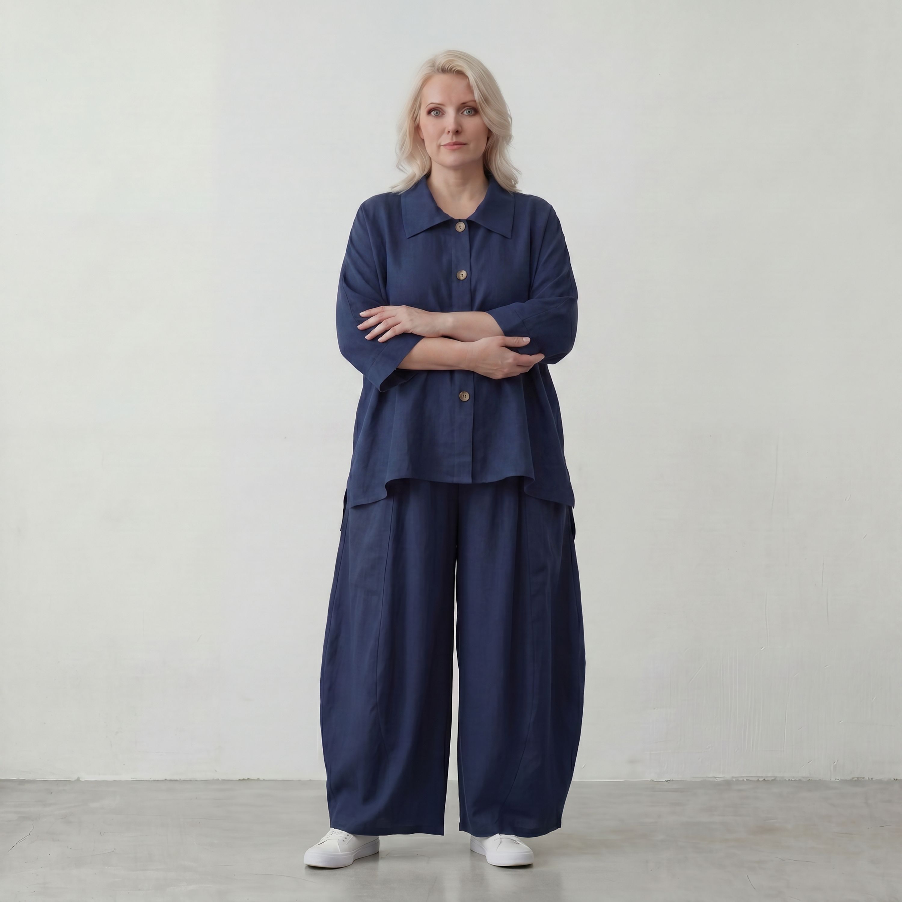 Marine Ballonhose im Lagenlook mit weitem Bein luftig leger und zeitlos chic Oversize