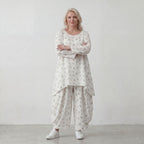 Mousseline Shirt in Weiß und Schwarz mit femininer A-Linie 3/4-Arm und Rundhalsausschnitt