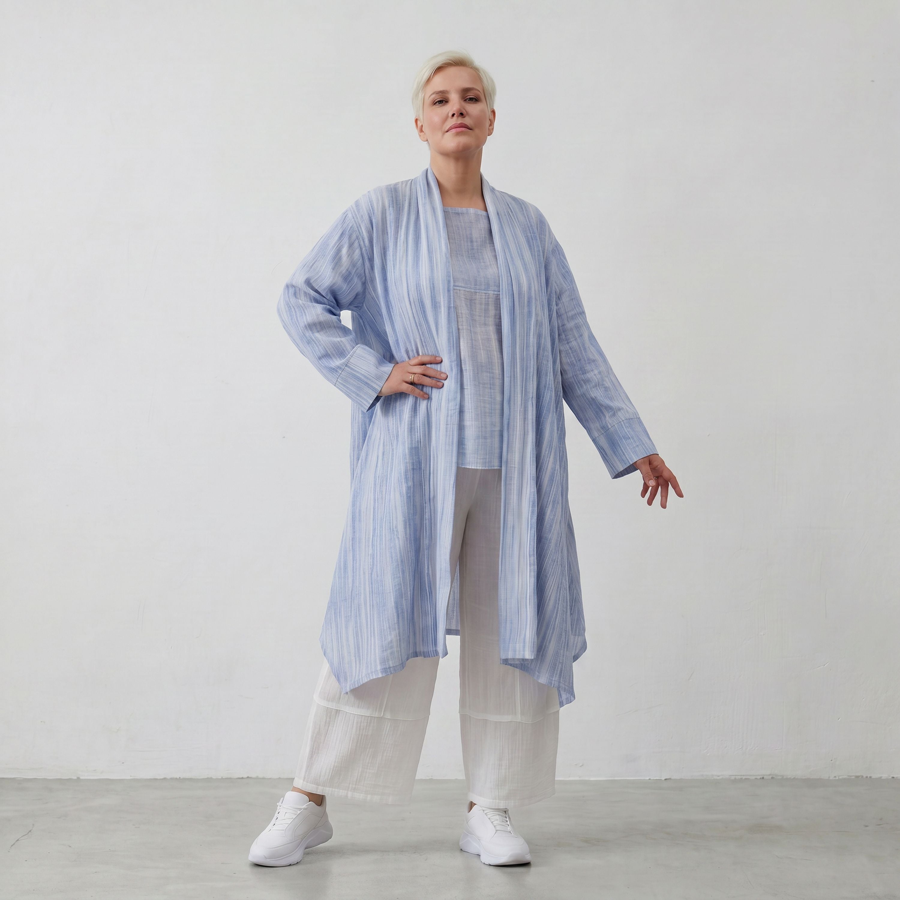Leichter Oversize Cardigan in Jeansblau/Weiß für Lagenlook mit sehr fließender Silhouette