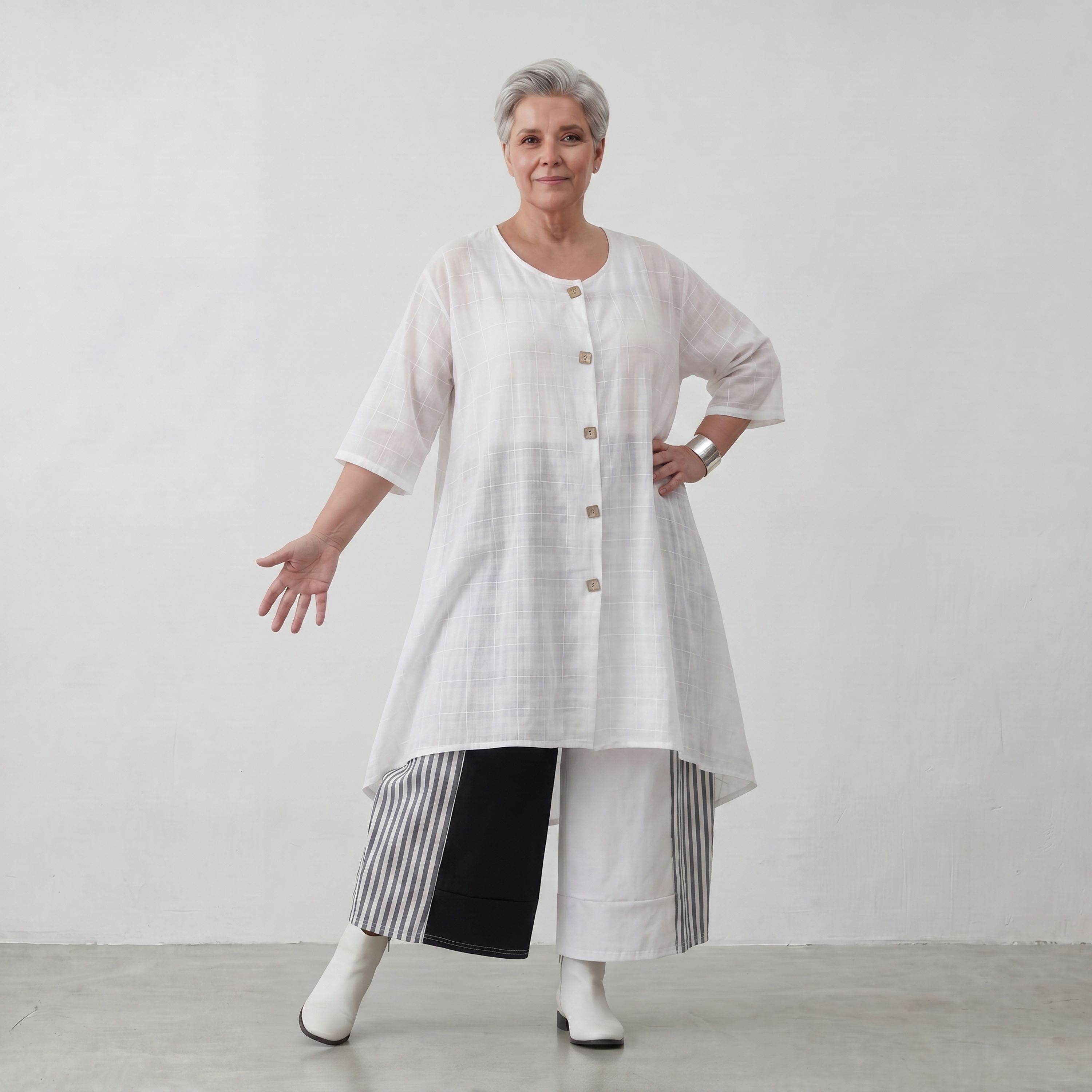 Zeitlose Weiß Baumwolljacke im Lagenlook Oversize A Linie leger modern edel Stil Design