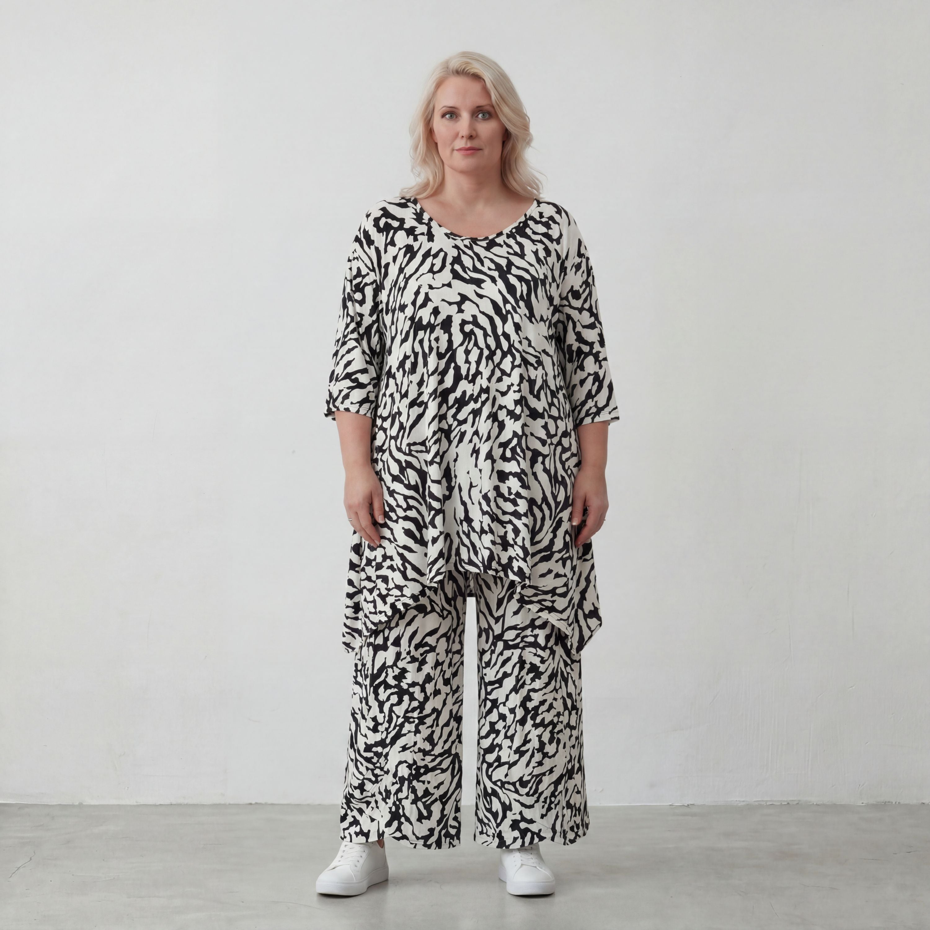 Ballonhose Weiß/Schwarz im Lagenlook leger Oversize weich fliessend zeitlos luftig chic