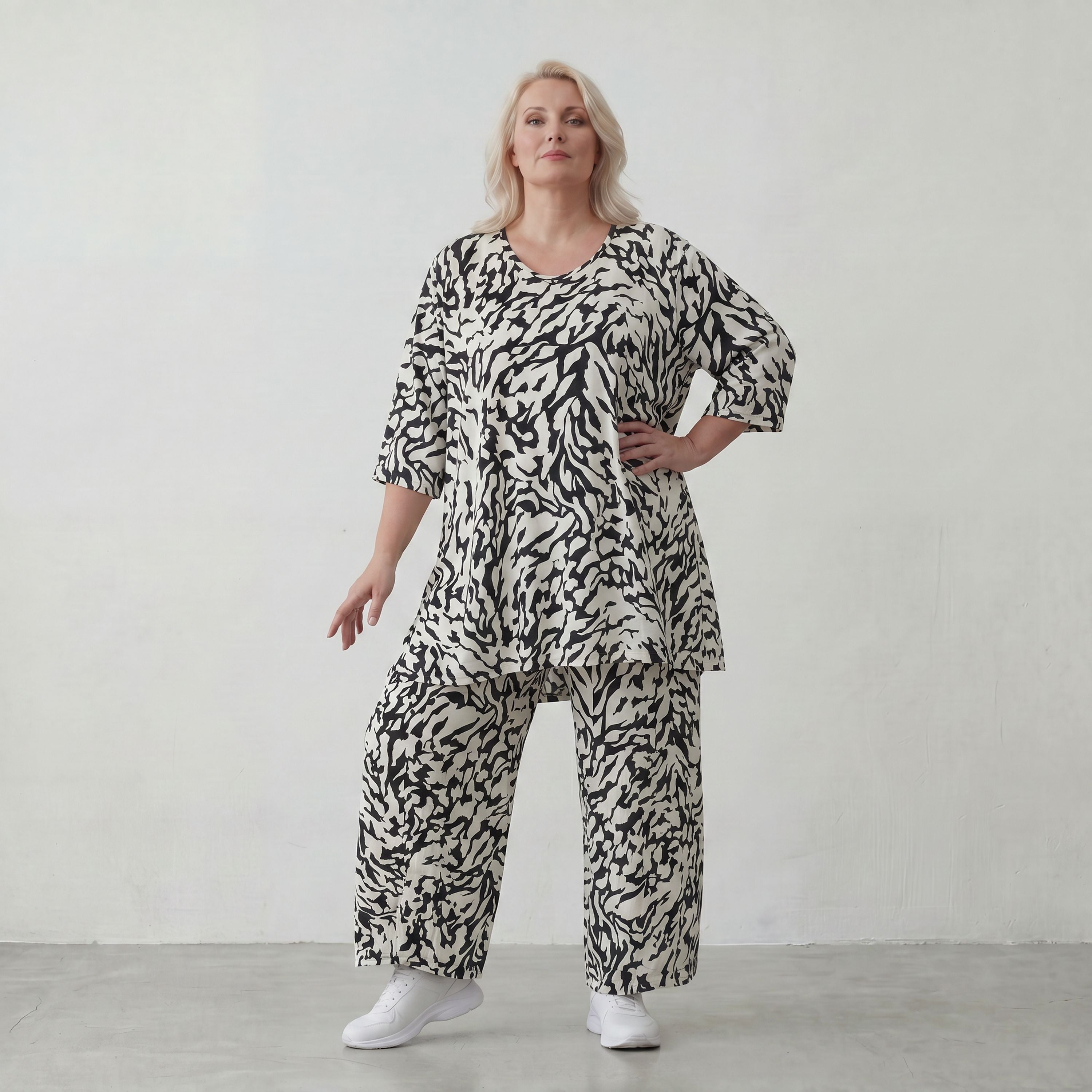 Ballonhose Weiß/Schwarz im Lagenlook leger Oversize weich fliessend zeitlos luftig chic