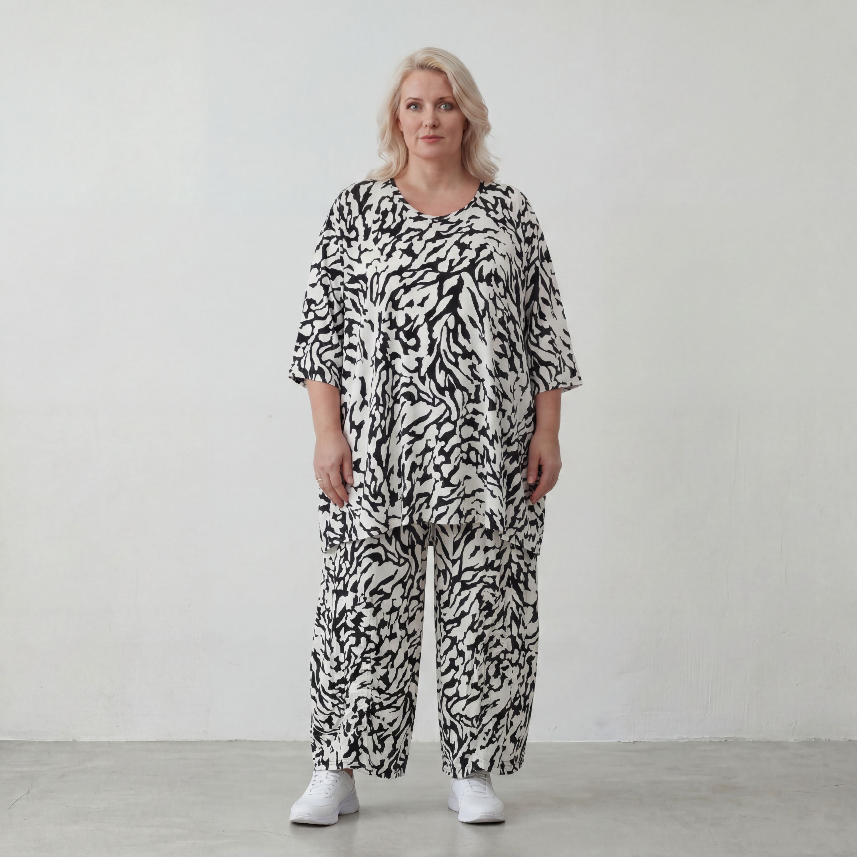 Ballonhose Weiß/Schwarz im Lagenlook leger Oversize weich fliessend zeitlos luftig chic