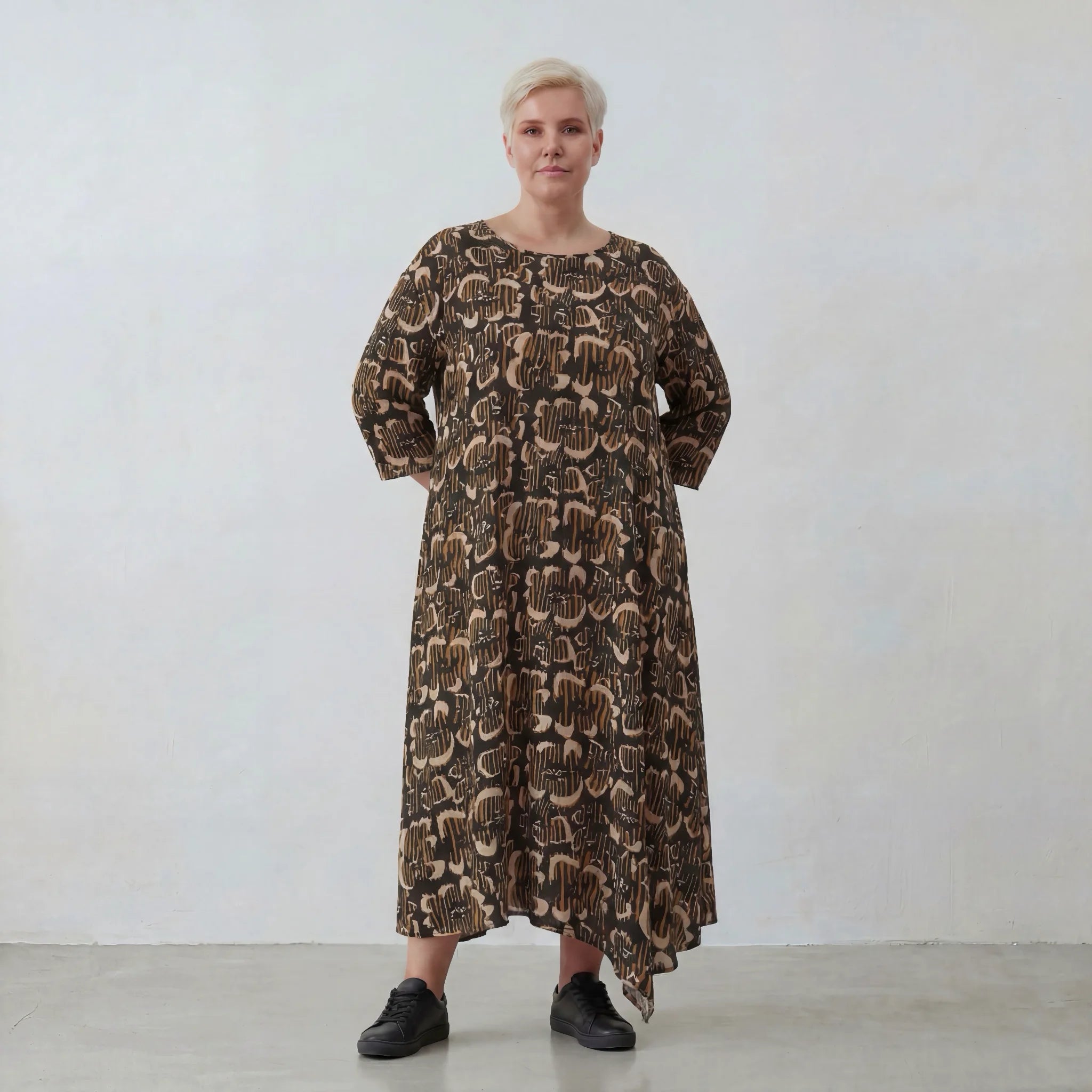 Luftiges Ballon Kleid im zeitlos ausgefallenen Lagenlook aus feiner Viskose Popeline, Schwarz/Sand/Beige