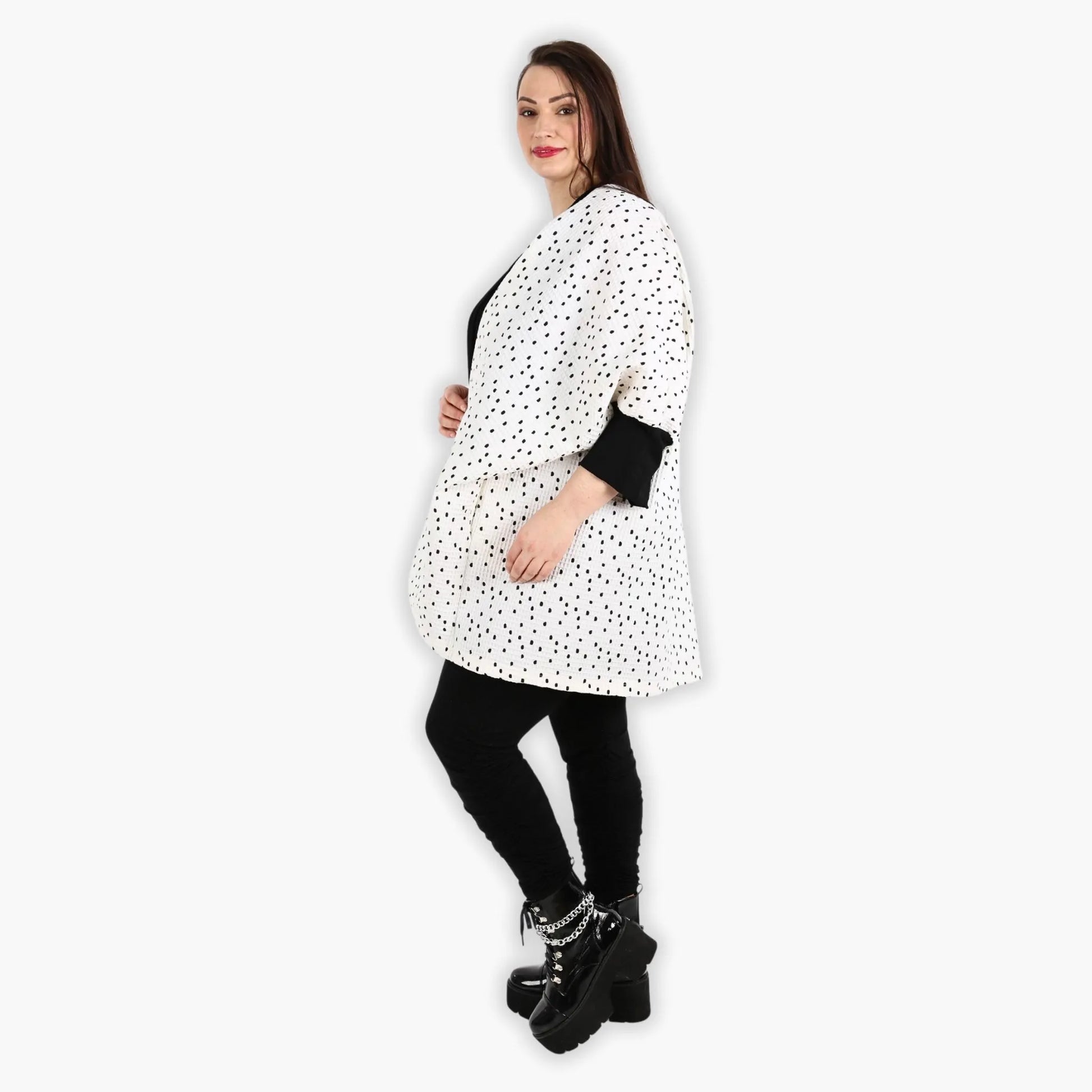  Legerer Cardigan im Lagenlook aus 100% Baumwolle mit Punkten und Waffeloptik für Plus Size Fashion