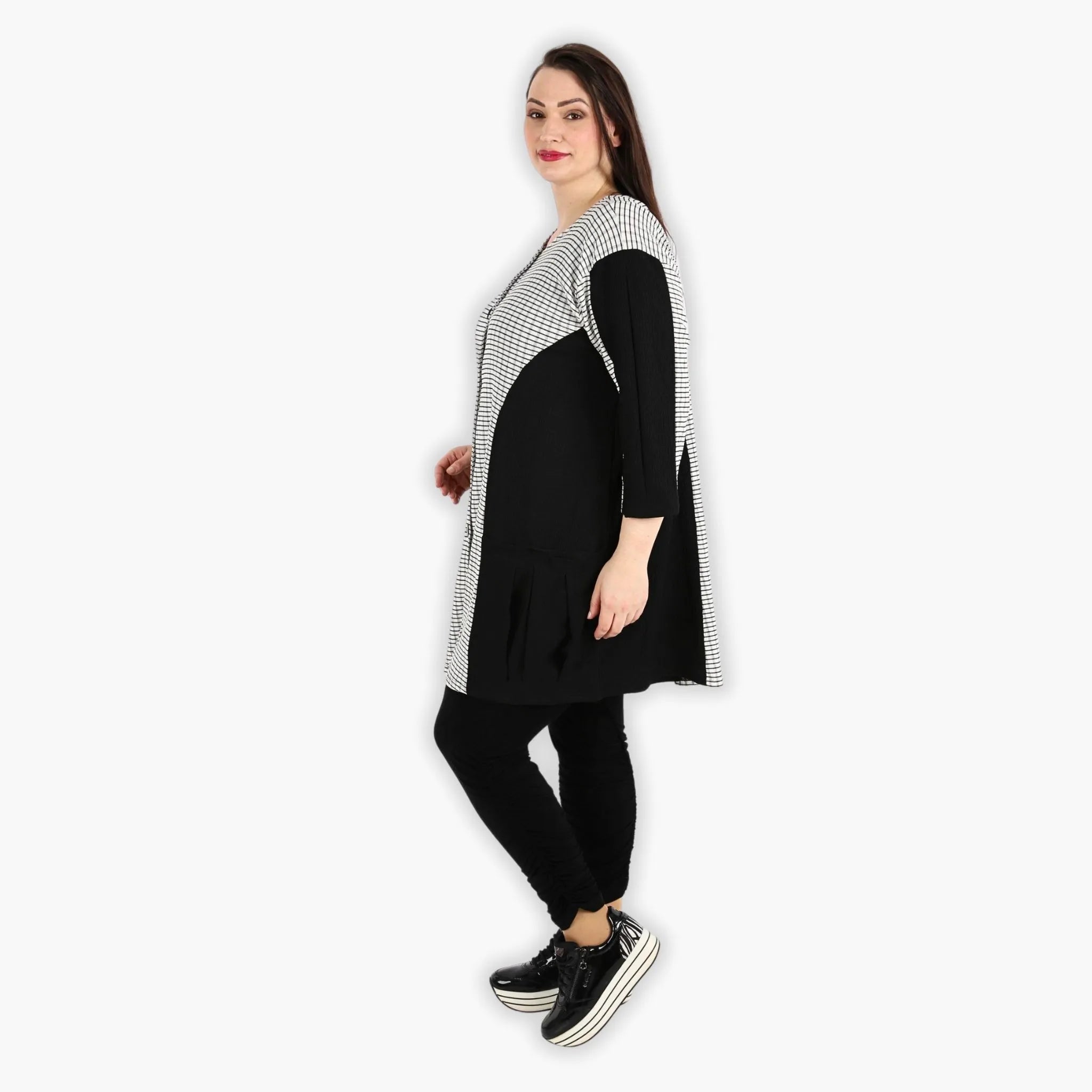  AKH Fashion Jacke in gerundeter Form, aus Viskose, 1288.06933, Schwarz-Weiß, Kariert