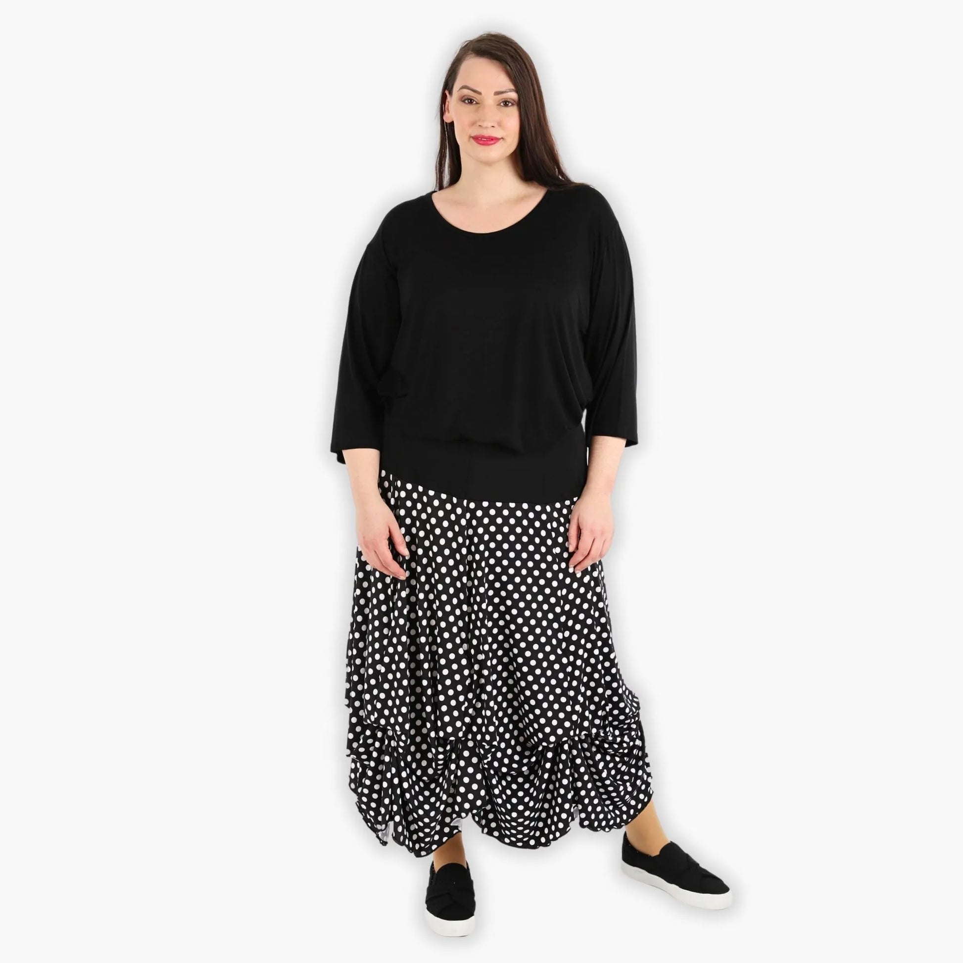  Ballonrock in Schwarz-Weiß mit Punkte-Design aus weicher Viskose - perfekter Sitz für Plus-Size