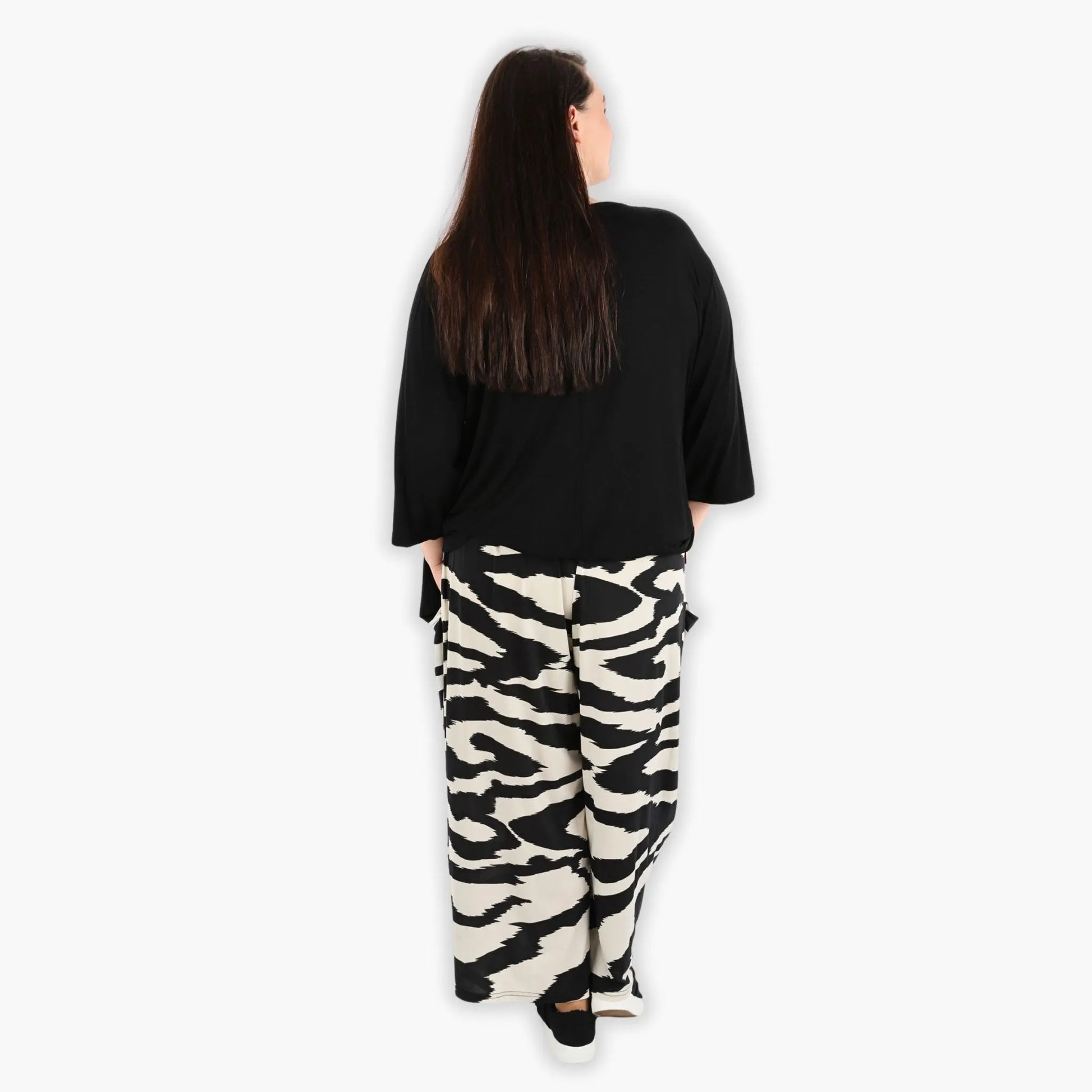  Ballonhose im Ecru-Schwarz-Zebra-Design aus glattem Viskose-Slinky mit bequemem Stretch-Bund