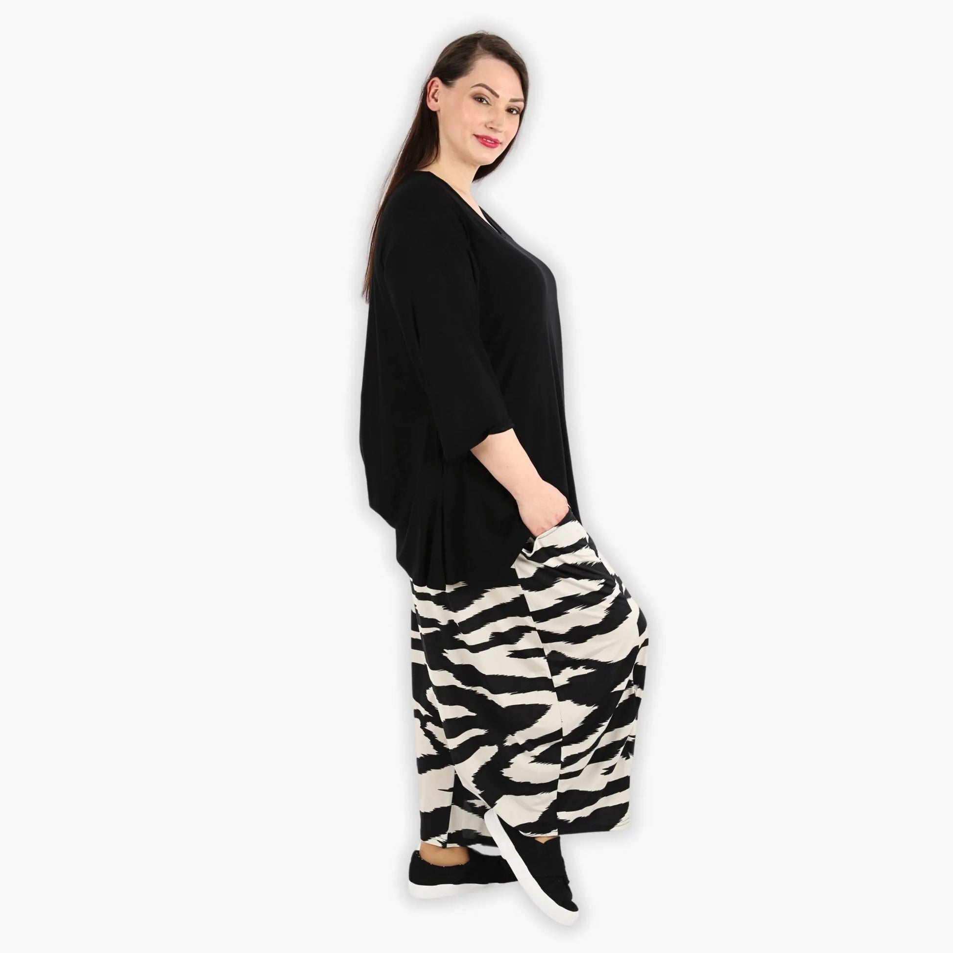  Ballonhose im Ecru-Schwarz-Zebra-Design aus glattem Viskose-Slinky mit bequemem Stretch-Bund