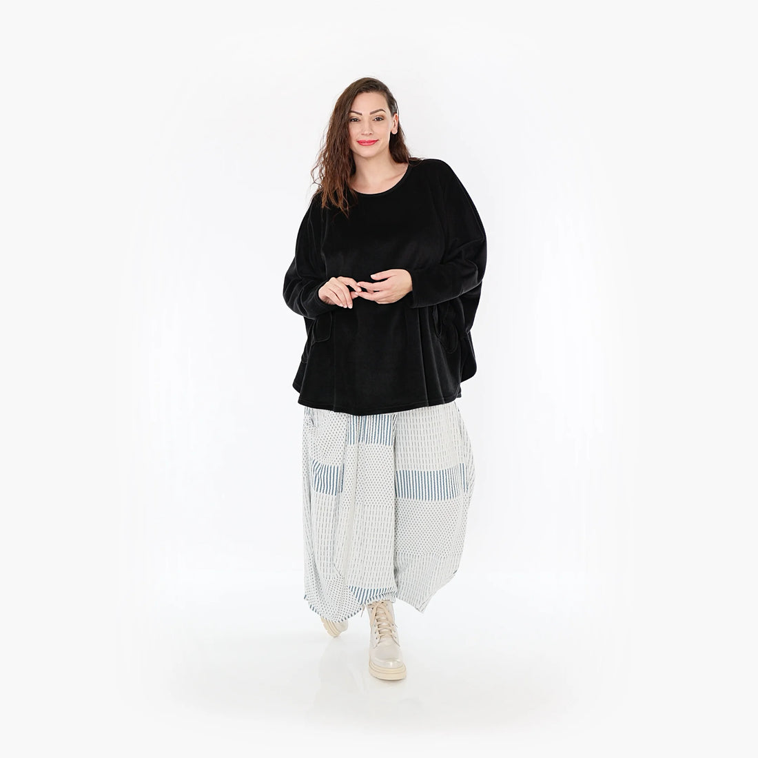  Stylische Oversize-Ballonhose in modernem Blau mit bequemen Sitz und lässigem Design