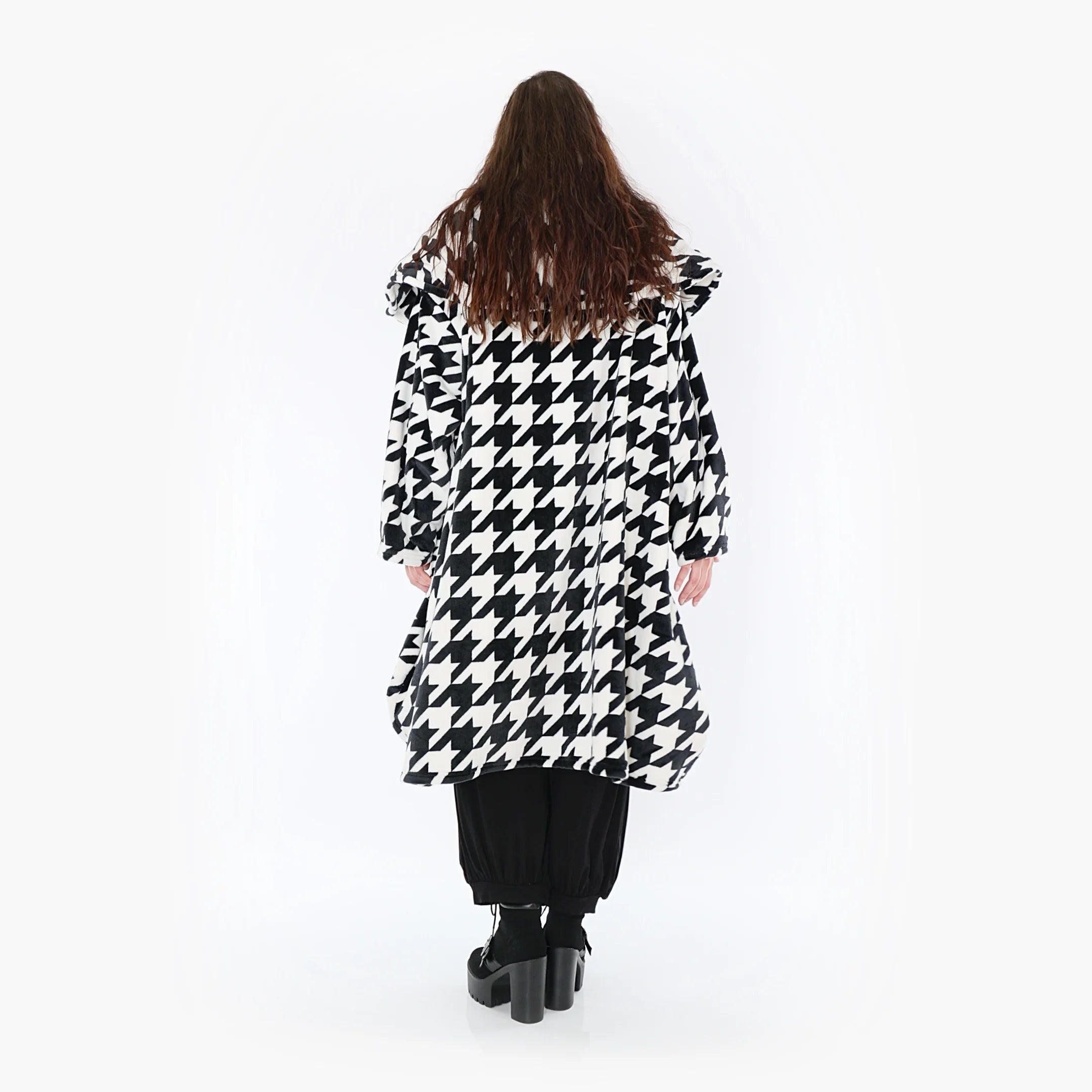  Ballonmantel von AKH Fashion aus Polyester, 1386.01776, Schwarz-Weiss, Hahnentritt