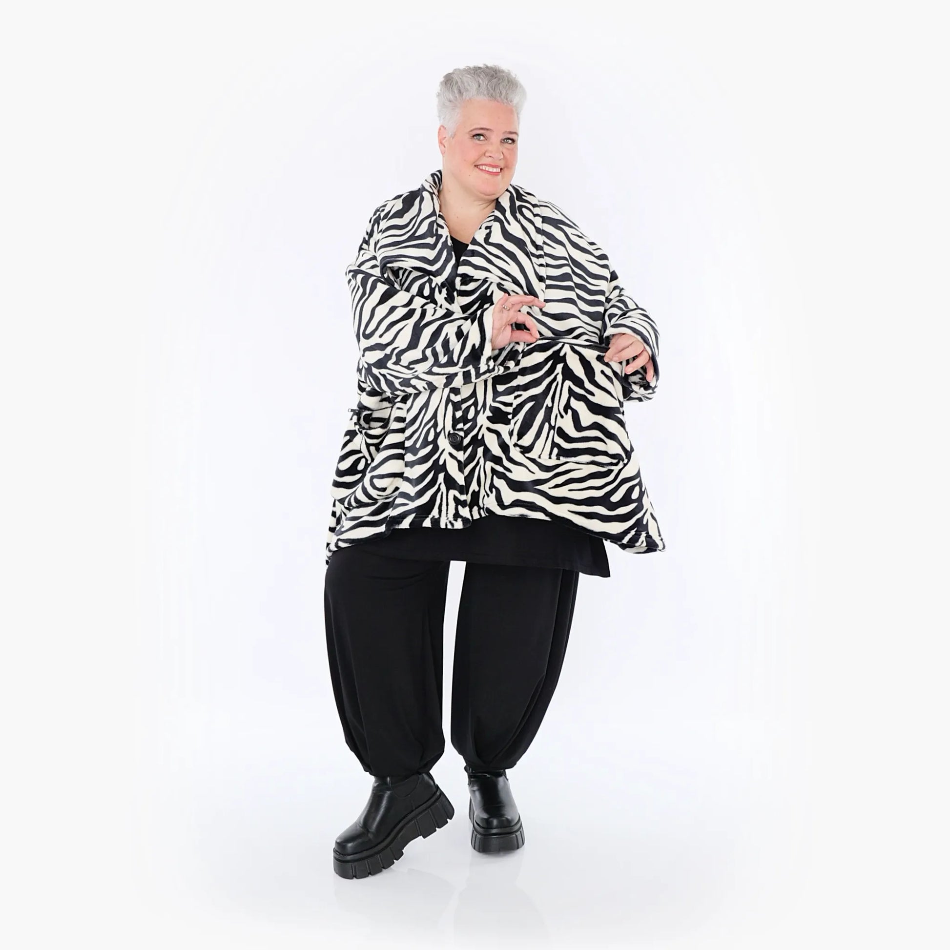  A-Form Jacke von AKH Fashion aus Polyester, 1401.06749, Ecru-Schwarz, Zebra, Schick