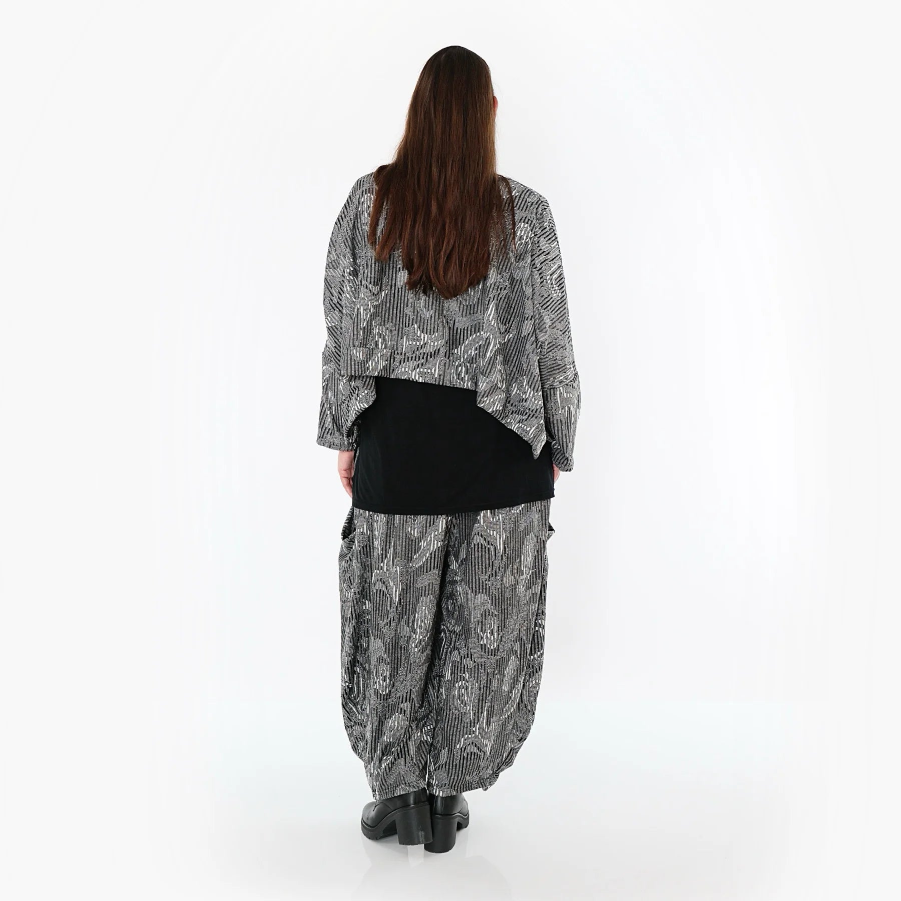  AKH Fashion Überwurf in kastiger Form, aus Materialmix, 1507011, Grau/Schwarz/Weiß, Schick
