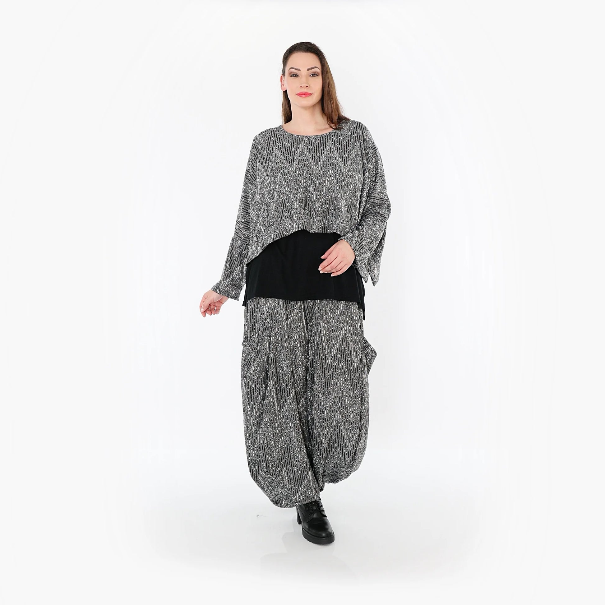  AKH Fashion Überwurf in kastiger Form, aus Materialmix, 1526.07011, Grau/Schwarz/Weiß