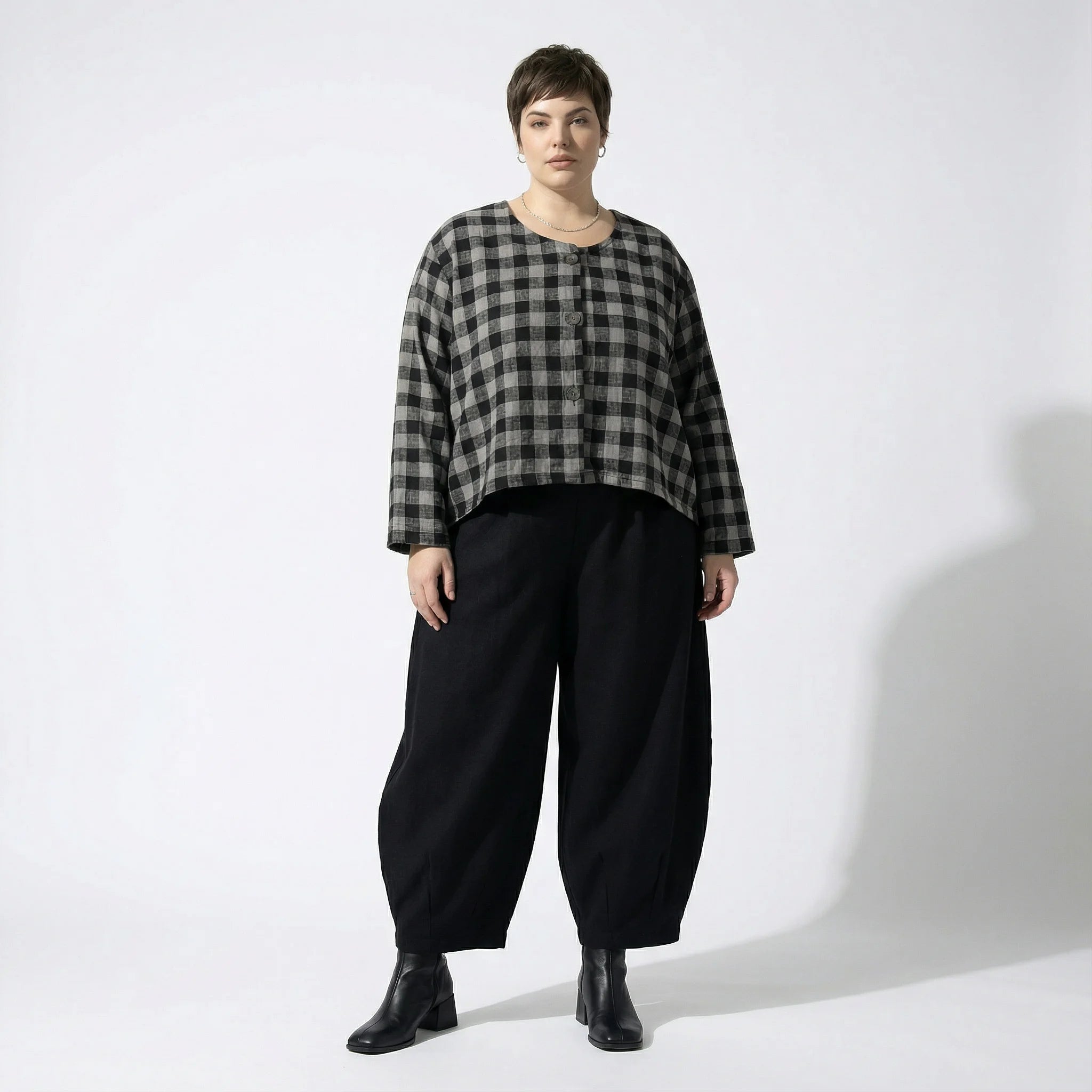  AKH Fashion Jacke in gerundeter Form, aus Polyester, 1562.00130, Grau/Schwarz, Kariert