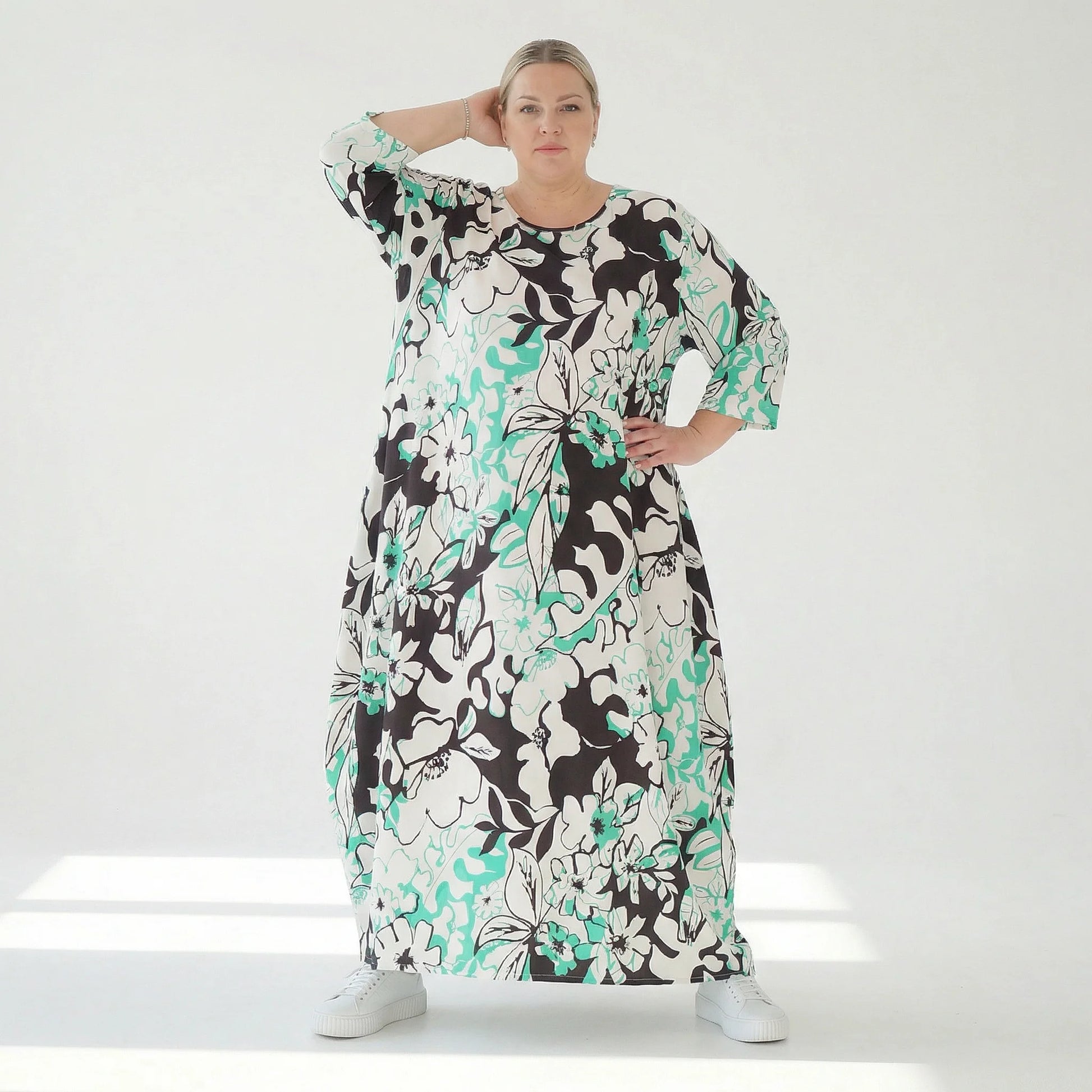  Ballonkleid von AKH Fashion aus Viskose, 1574.01926, Weiß/Schwarz/Grün, Blumen, Schick