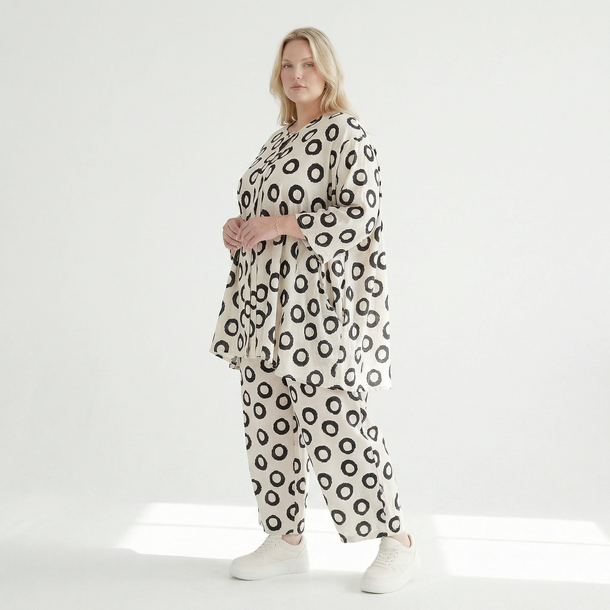 Ballonhose von AKH Fashion aus Baumwolle, 1577.07070, Ecru/Schwarz, Punkte, Ausgefallen