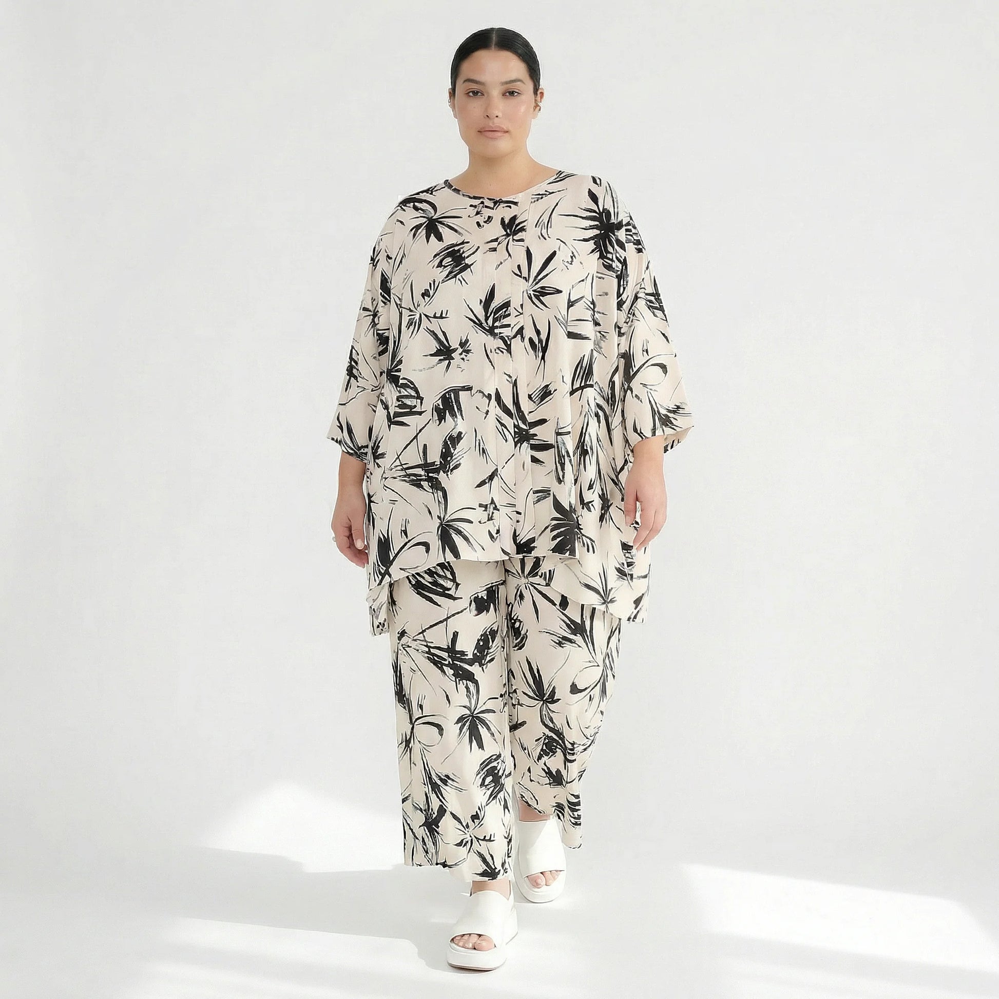 Ballonhose von AKH Fashion aus Baumwolle, 1578.07070, Ecru/Schwarz, Blumen, Ausgefallen