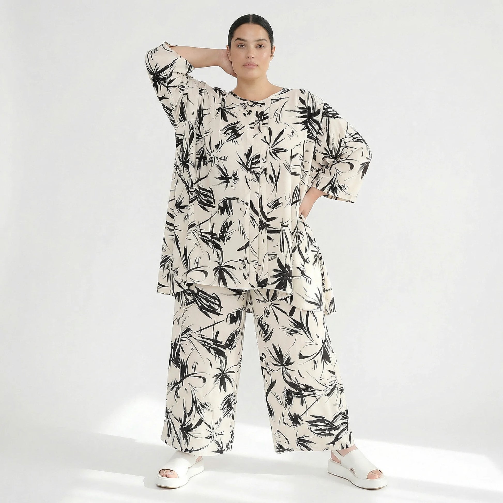 Ballonhose von AKH Fashion aus Baumwolle, 1578.07070, Ecru/Schwarz, Blumen, Ausgefallen