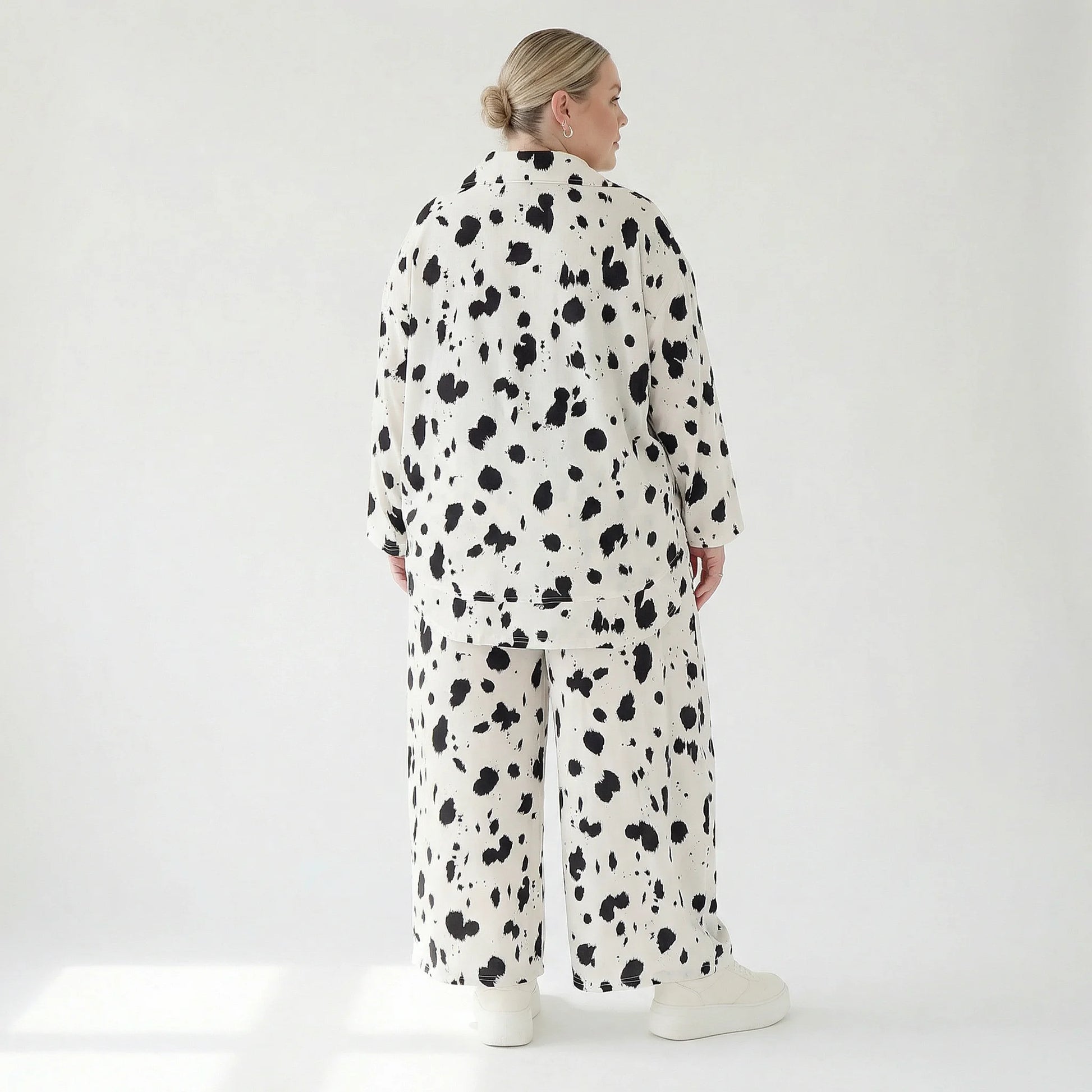 AKH Fashion Jacke in gerundeter Form, aus Viskose, 1579.06910, Weiß/Schwarz, Kleckse