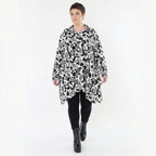 Ausgefallene Oversize Jacke im modernen Lagenlook mit stretchigem Traveller Material, Weiß/Schwarz