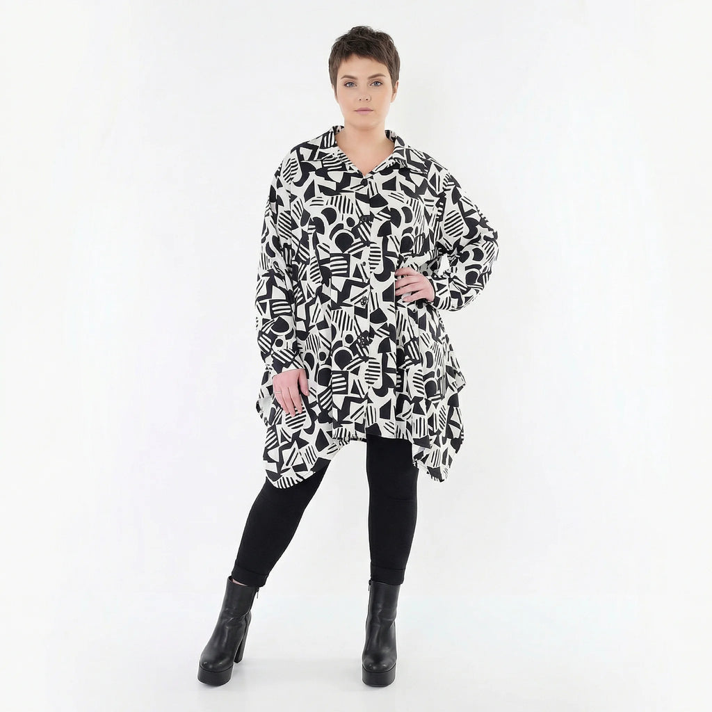 Ausgefallene Oversize Jacke im modernen Lagenlook mit stretchigem Traveller Material, Weiß/Schwarz