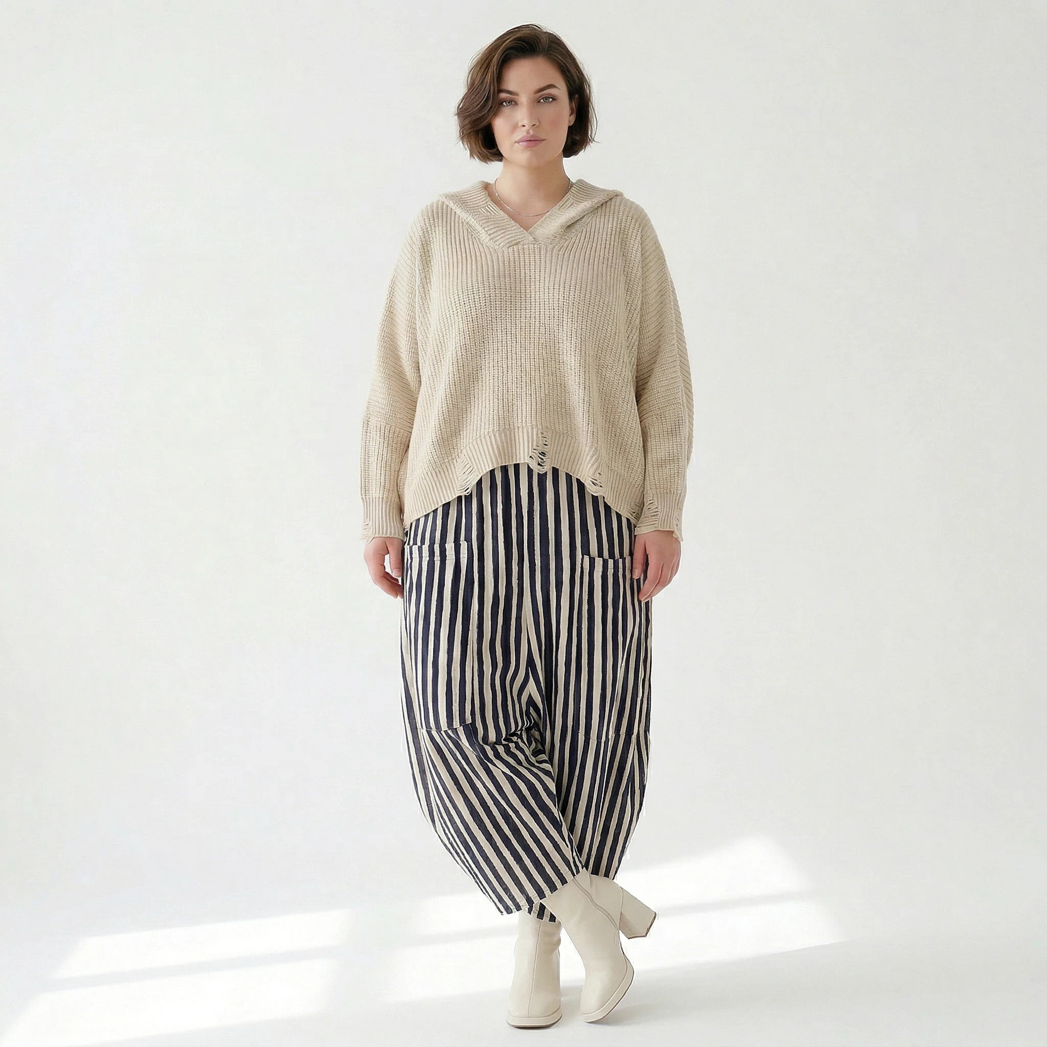 Luftig leichte Harem Hose im Lagenlook mit legerem Oversize Design und Blockstreifen, Marine/Weiß