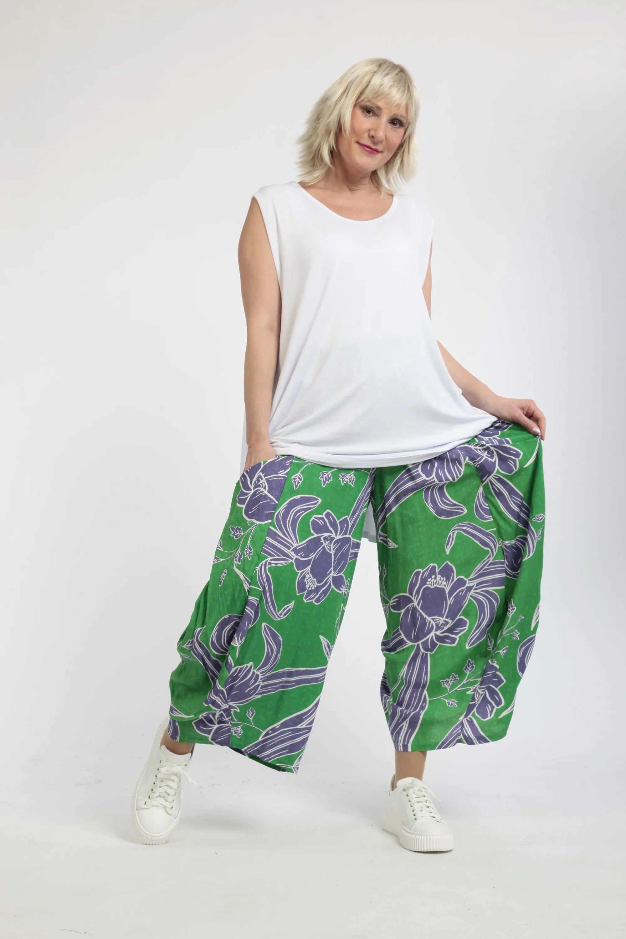  Ballonhose von AKH Fashion aus Viskose, 1421.08069, Grün/Flieder, Blumen, Schick, Modern