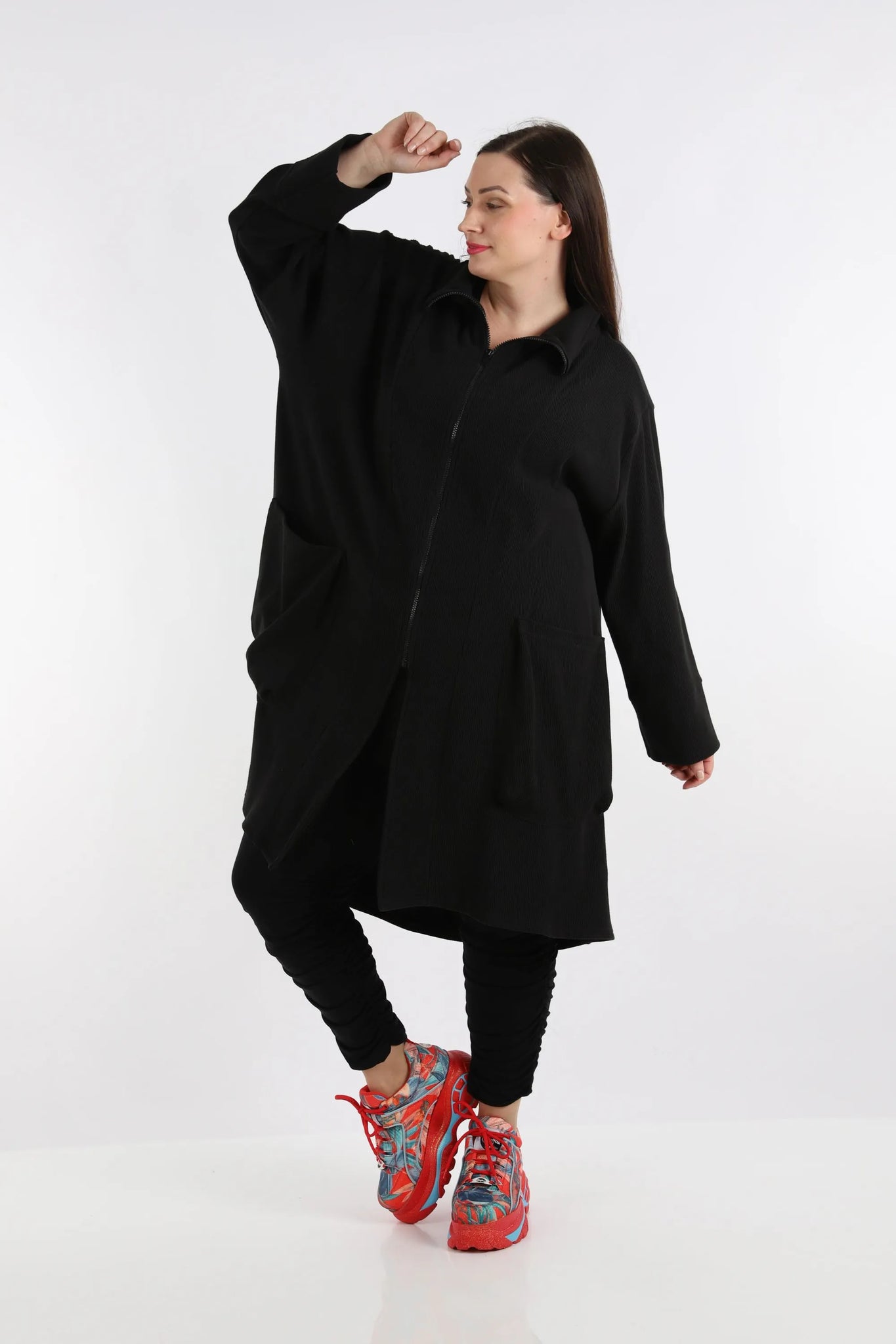 Mantel von AKH Fashion aus Baumwolle in gerundeter Form, 1252.02276, Schwarz, Ausgefallen
