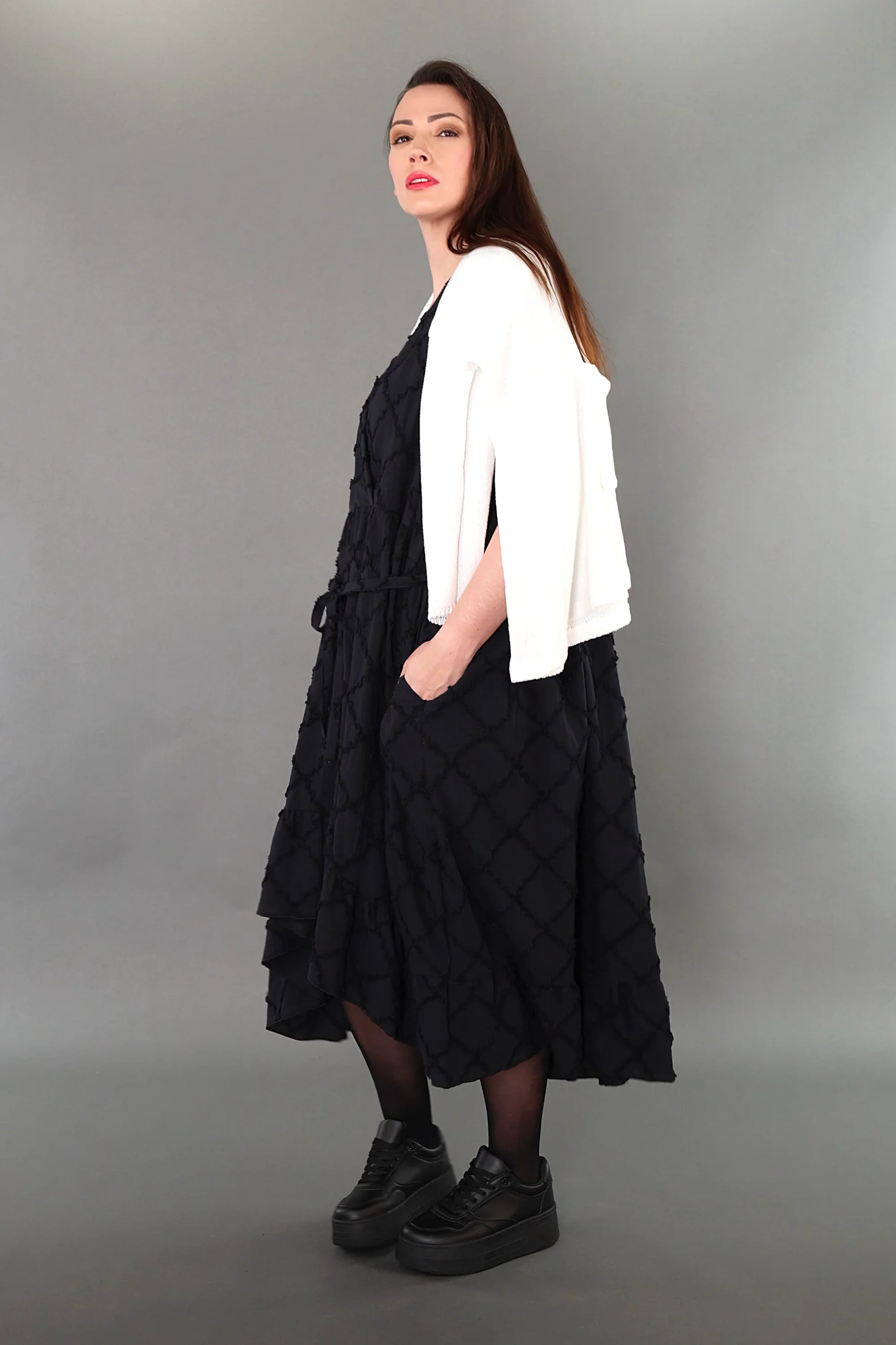  A-Form Kleid von AKH Premium aus Baumwolle, P1004.7115, Schwarz, Raute, Ausgefallen