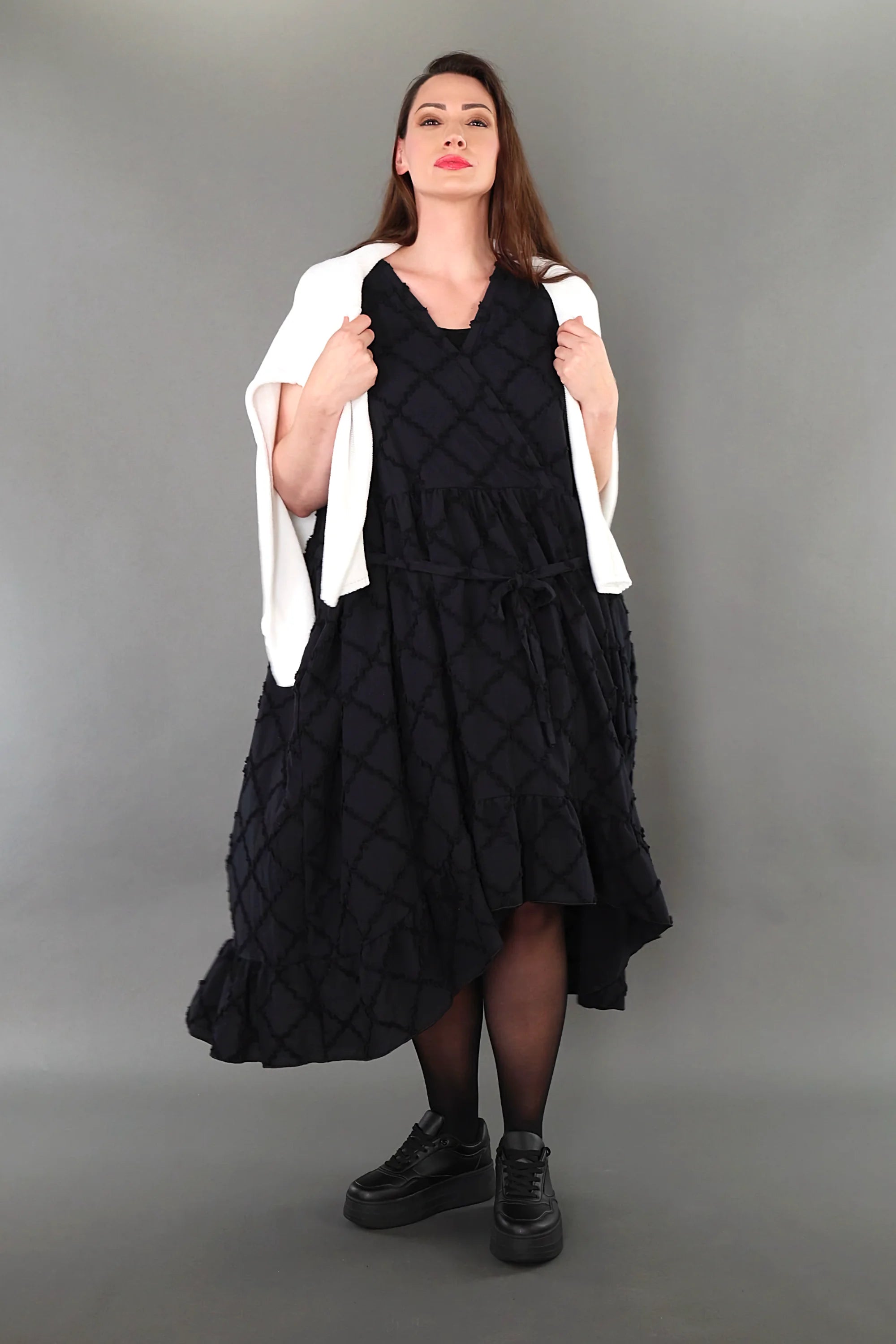  A-Form Kleid von AKH Premium aus Baumwolle, P1004.7115, Schwarz, Raute, Ausgefallen