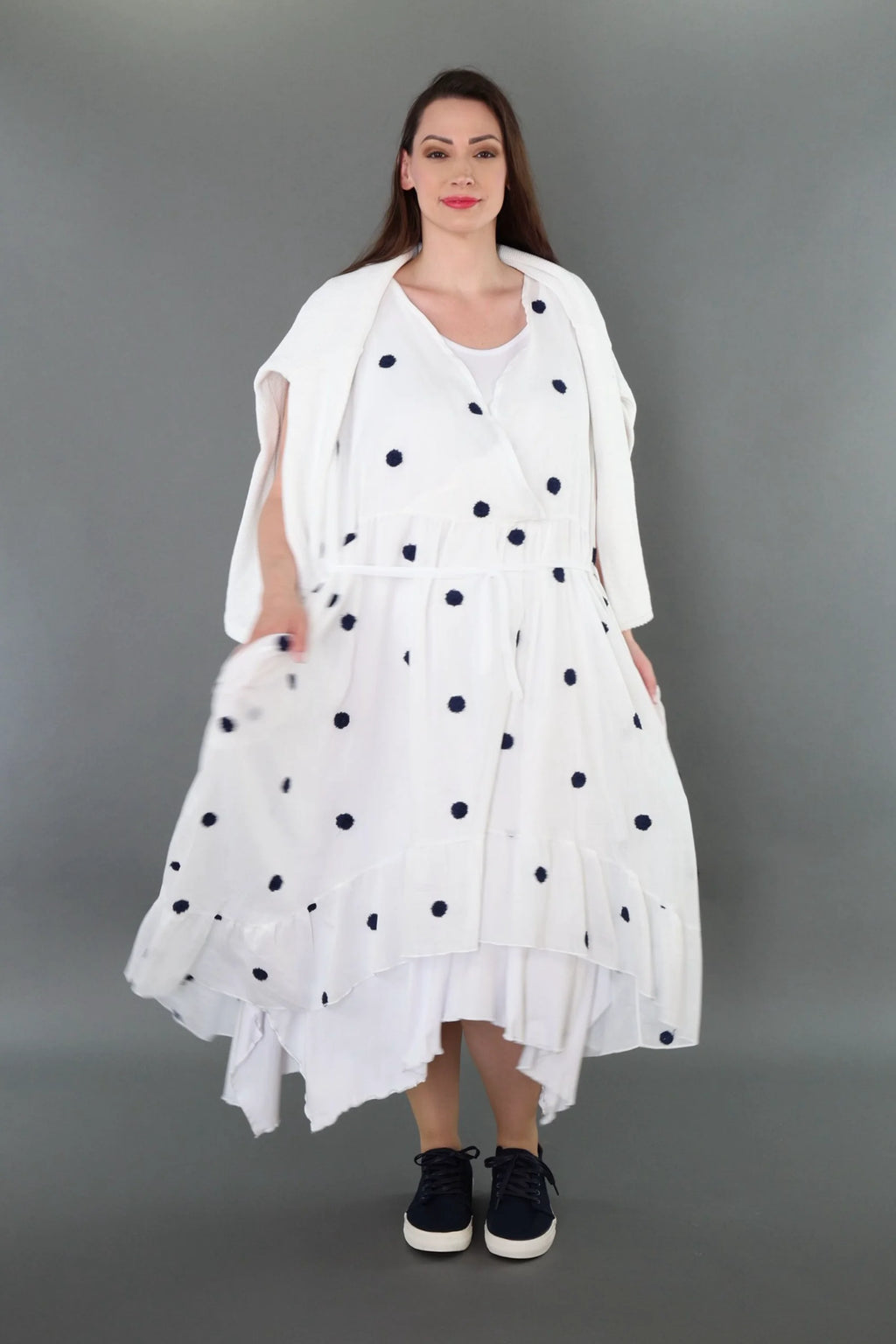  A-Form Kleid von AKH Premium aus Baumwolle, P1005.7115, Weiß/Dunkelblau, Punkte, Schick