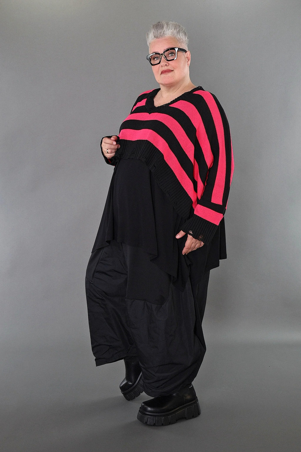  AKH Premium Überwurf in kastiger Form, aus Baumwolle, P1007.2537, Schwarz/Fuchsia, Schick