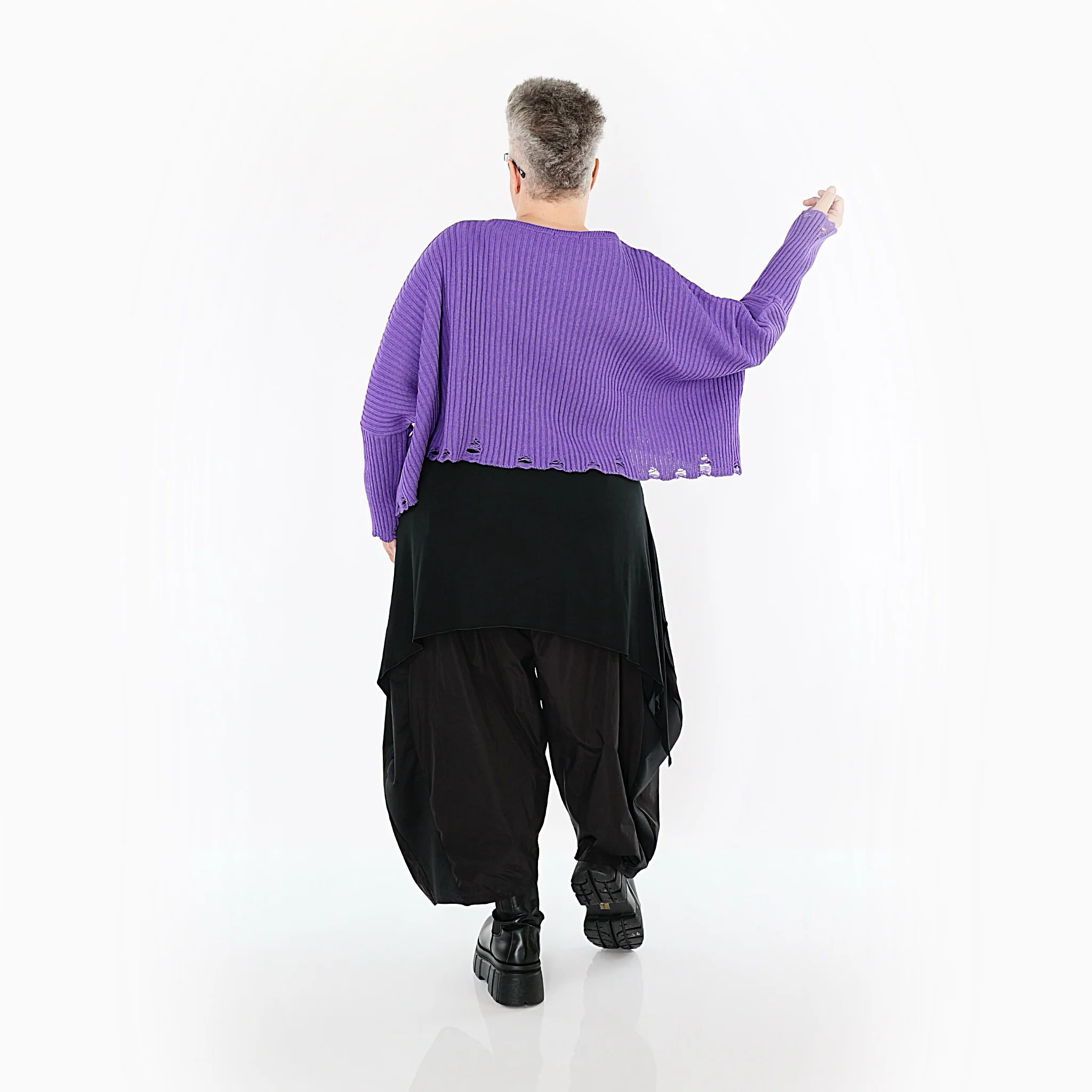  AKH Premium Überwurf in kastiger Form, aus Baumwolle, P1009.2538, Lila, Ausgefallen