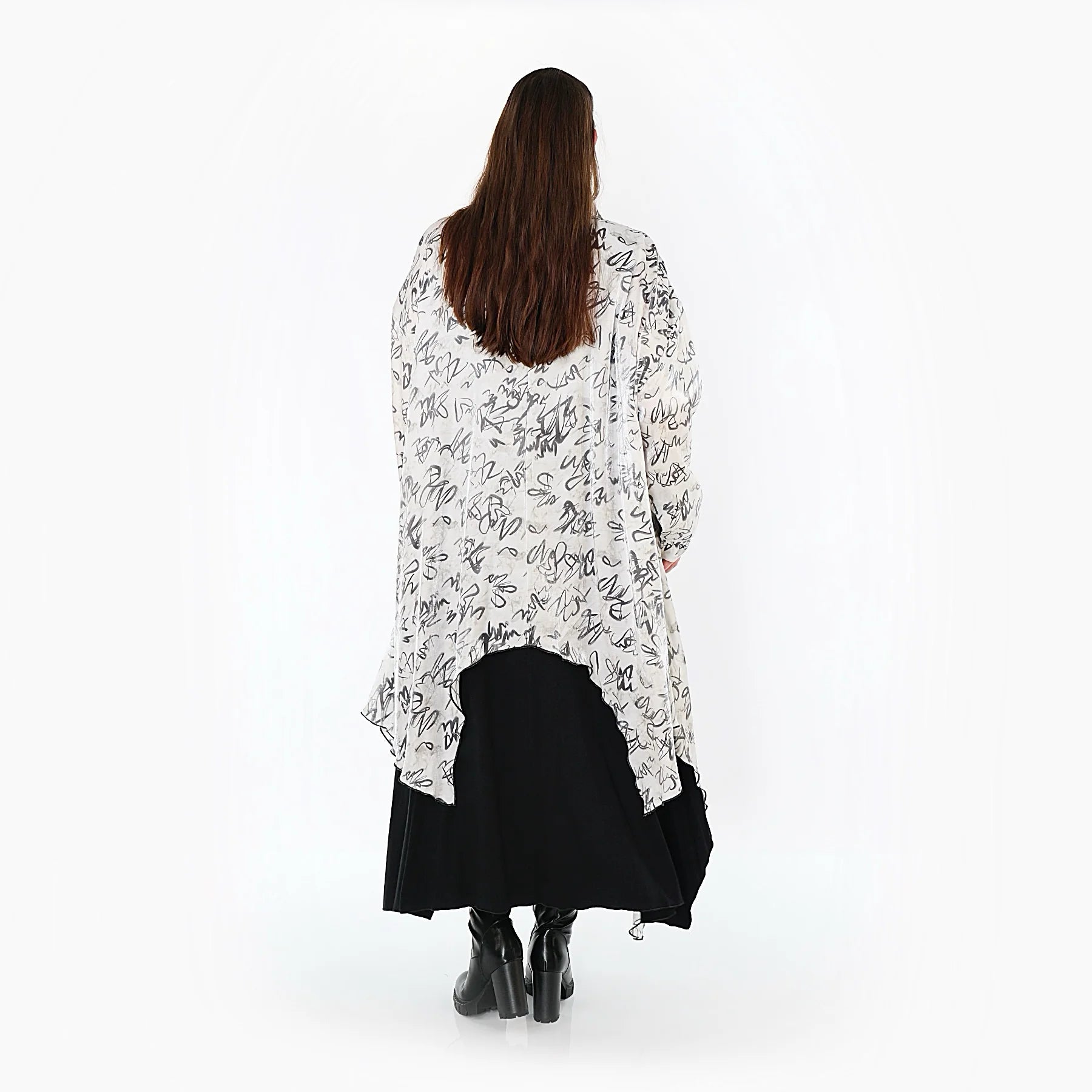  Zipfel Bluse von AKH Premium aus Viskose, P1010.7135, Schwarz/Weiß, Grafik, Ausgefallen