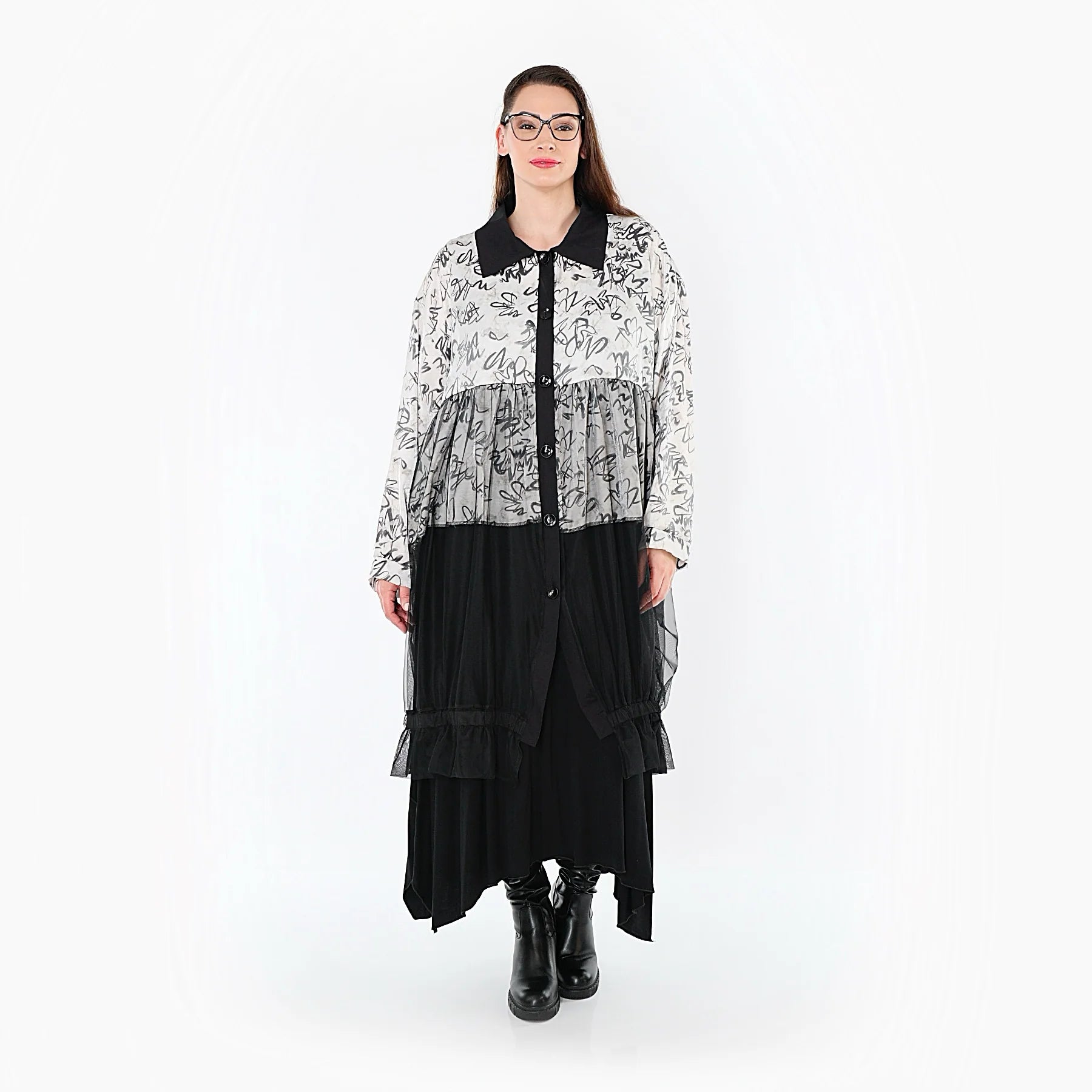  AKH Premium Bluse in gerader Form, aus Viskose, P1010.7136, Schwarz/Weiß, Grafik, Schick