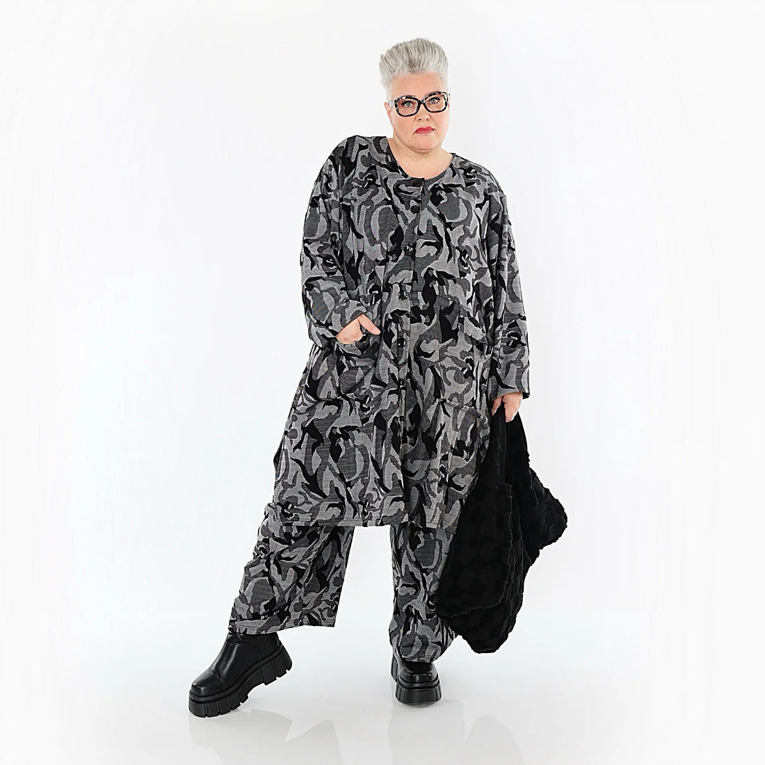  Ballonjacke von AKH Premium aus Viskose, P1012.7140, Grau/Schwarz, Wellen, Ausgefallen