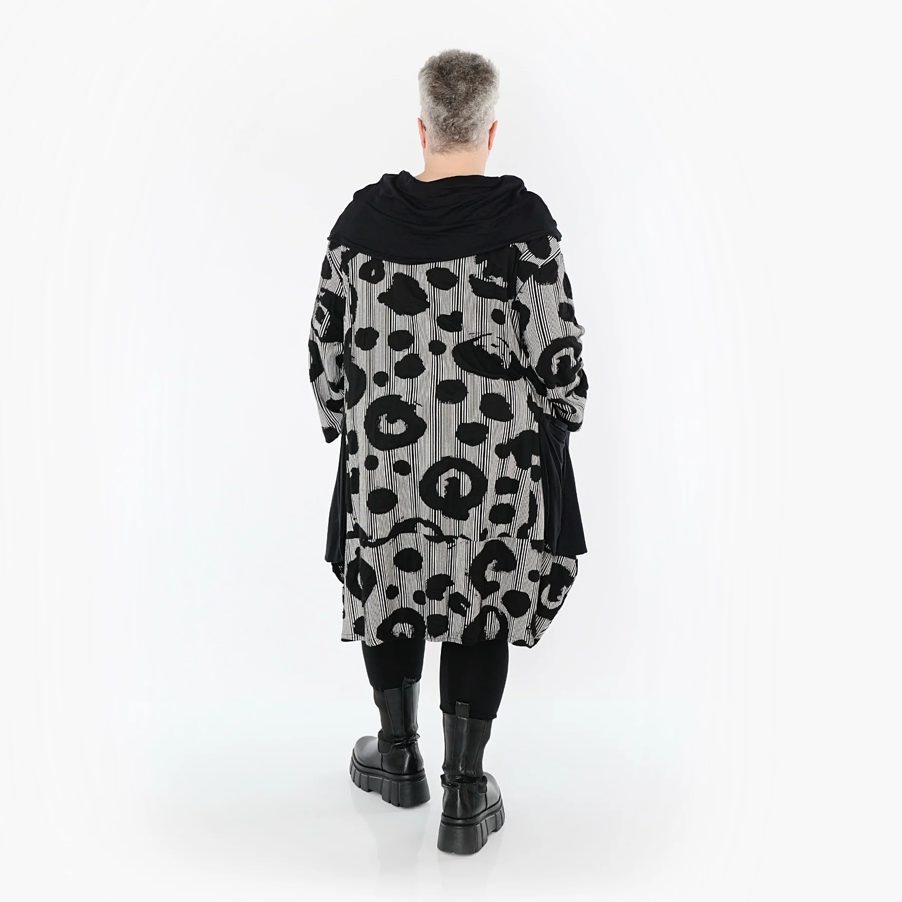  Ballonkleid von AKH Premium aus Viskose, P1013.7139, Schwarz/Weiß, Streifen, Ausgefallen