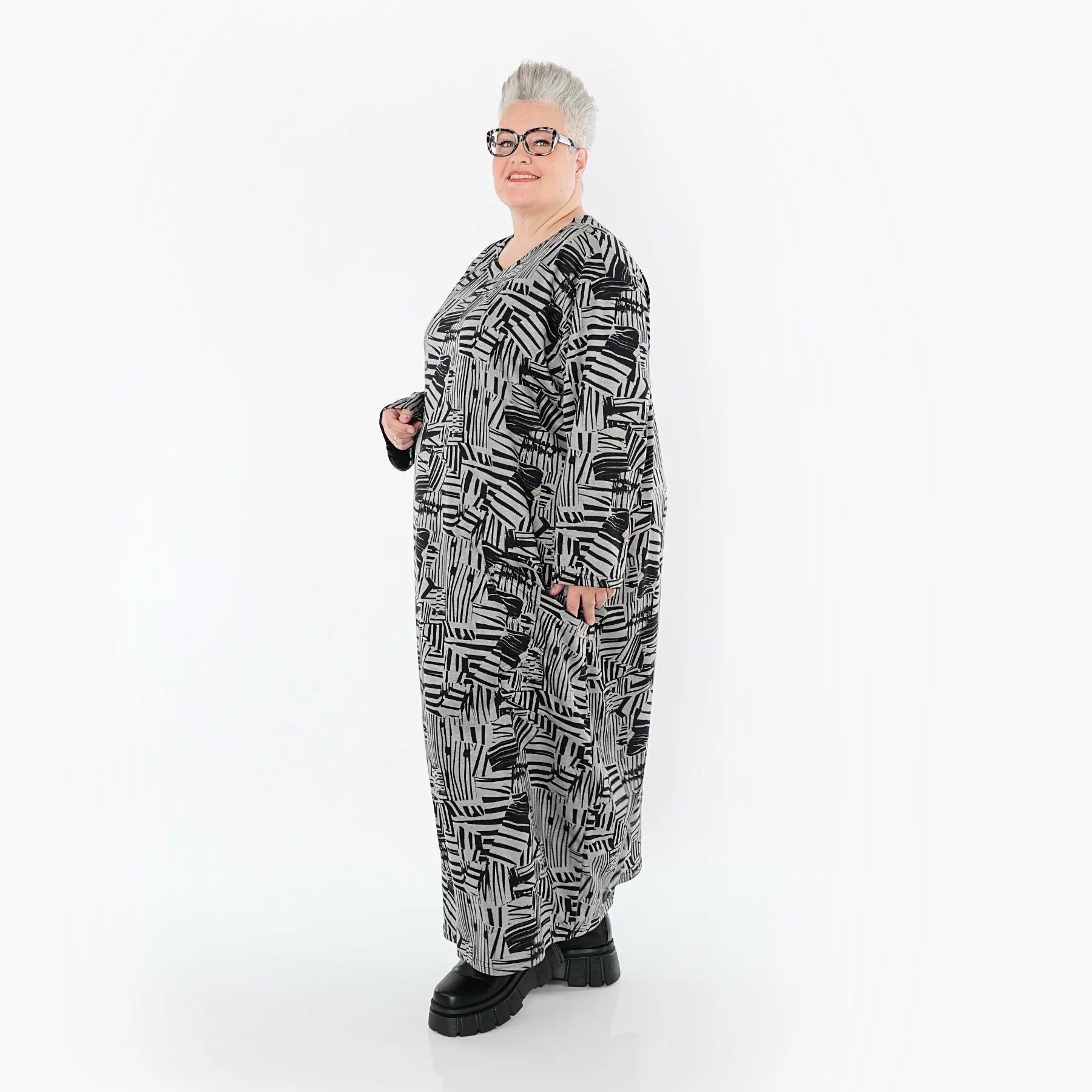  AKH Premium Kleid in gerader Form, aus Viskose, P1014.7137, Grau/Schwarz, Streifen, Schick