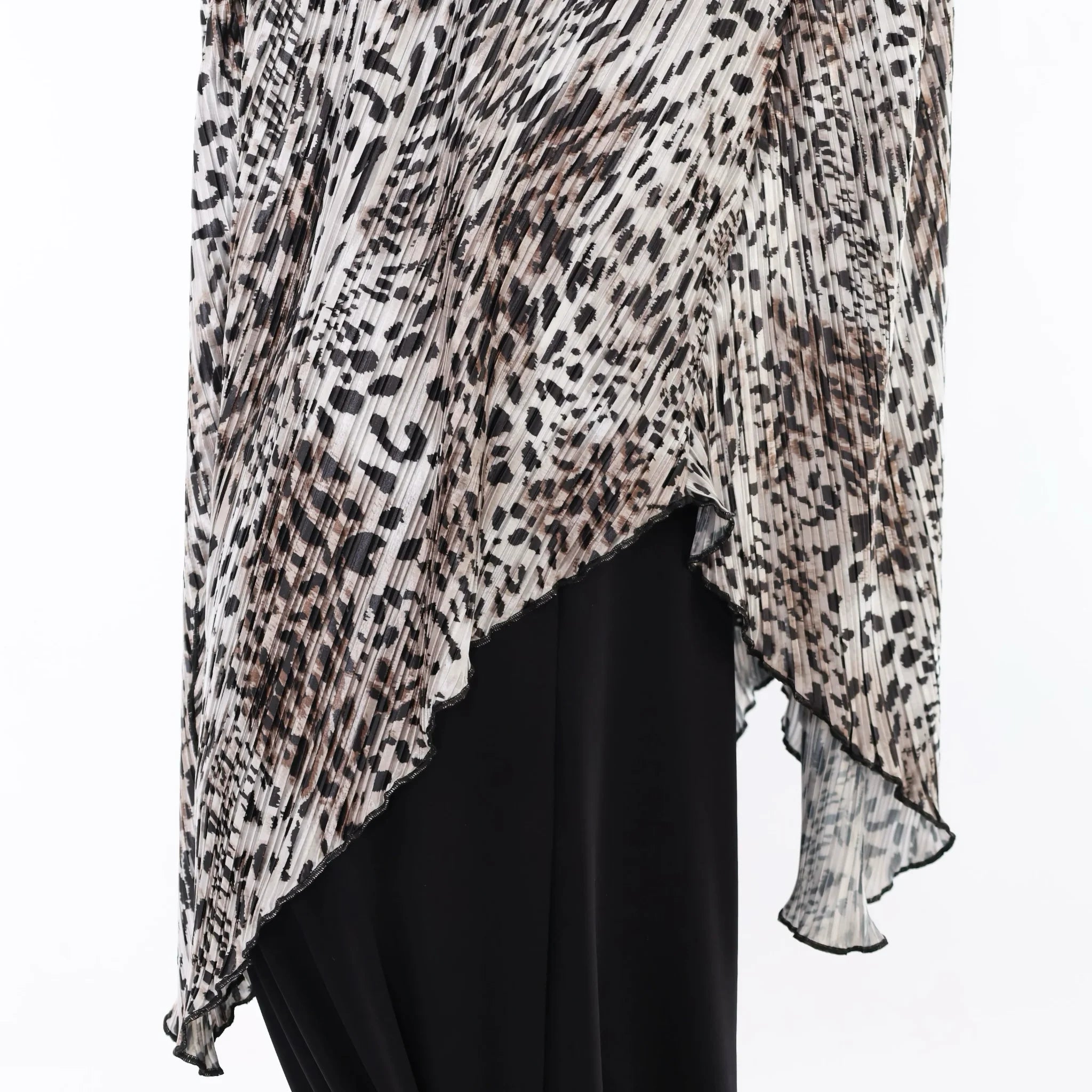  Zipfel Bluse von AKH Premium aus Polyester, P1018.7150, Ecru/Braun/Schwarz, Leopard