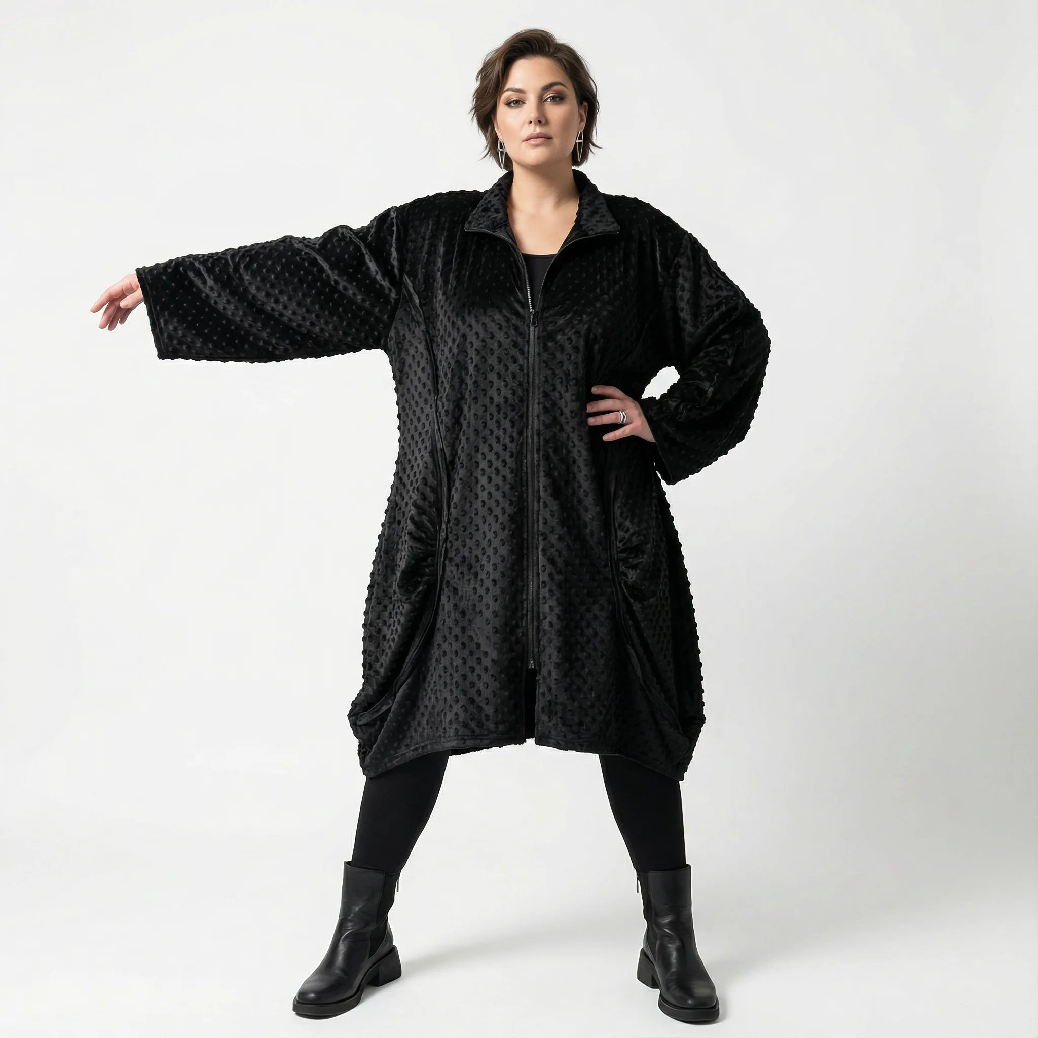  Ballonmantel von AKH Premium aus Materialmix, P1030.7179, Schwarz, Punkte, Ausgefallen