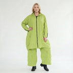 Luftige Oversize Jacke im ausgefallenen Ballonstil mit crash Popeline und legerem Lagenlook, Apfelgrün