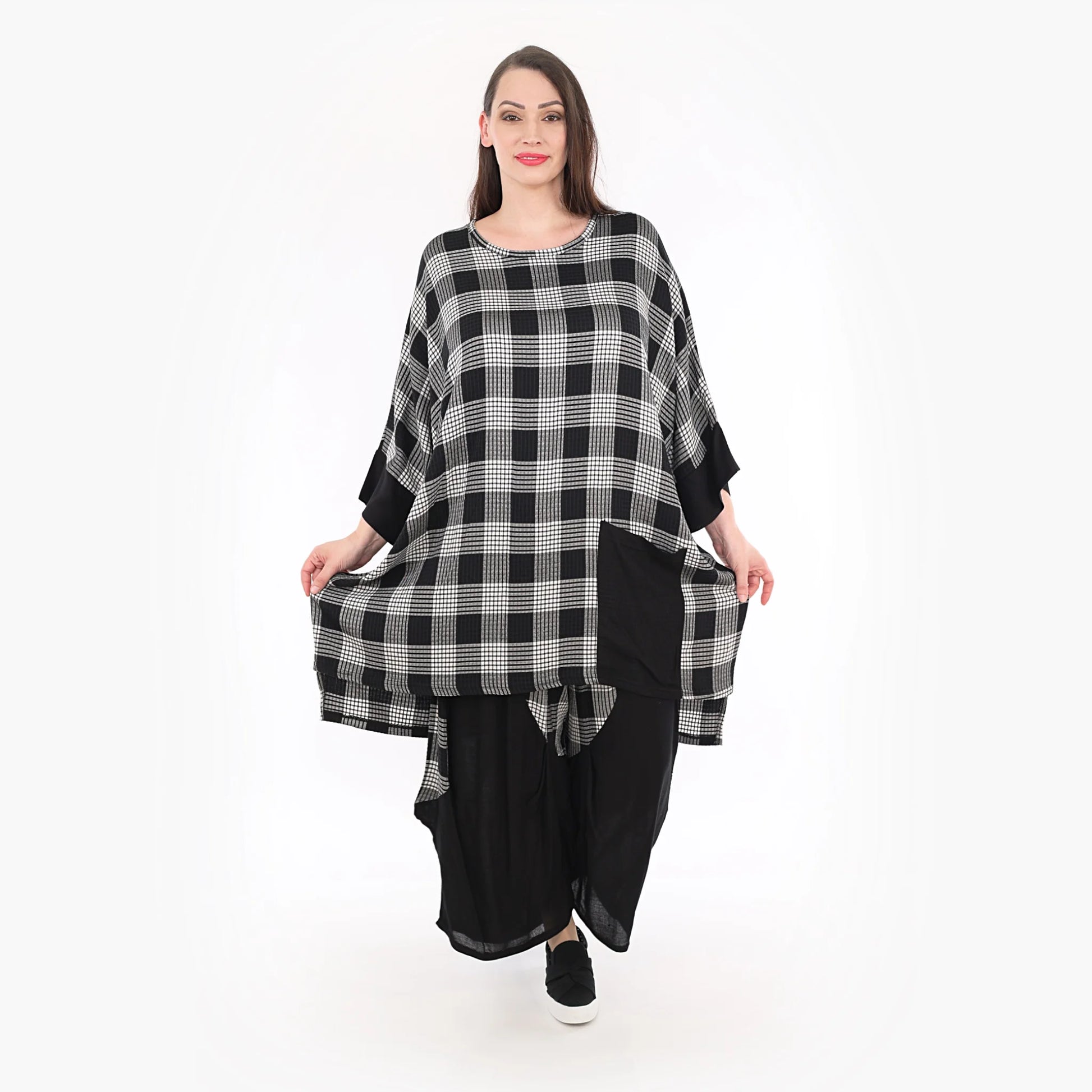  Bigshirt von AKH Fashion aus Viskose in kastiger Form, 1269.06925, Grau-Weiß-Schwarz, Schick