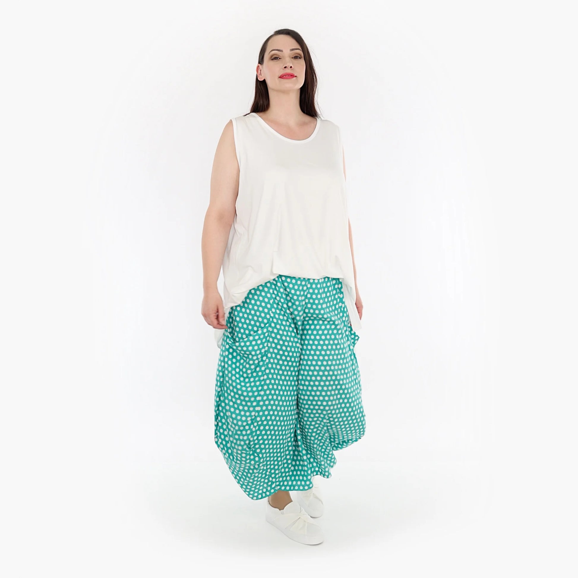  Luftige Ballonhose in sanftem Mint-Weiß mit bequemen Taschen und elastischem Bund für Lagenlooks