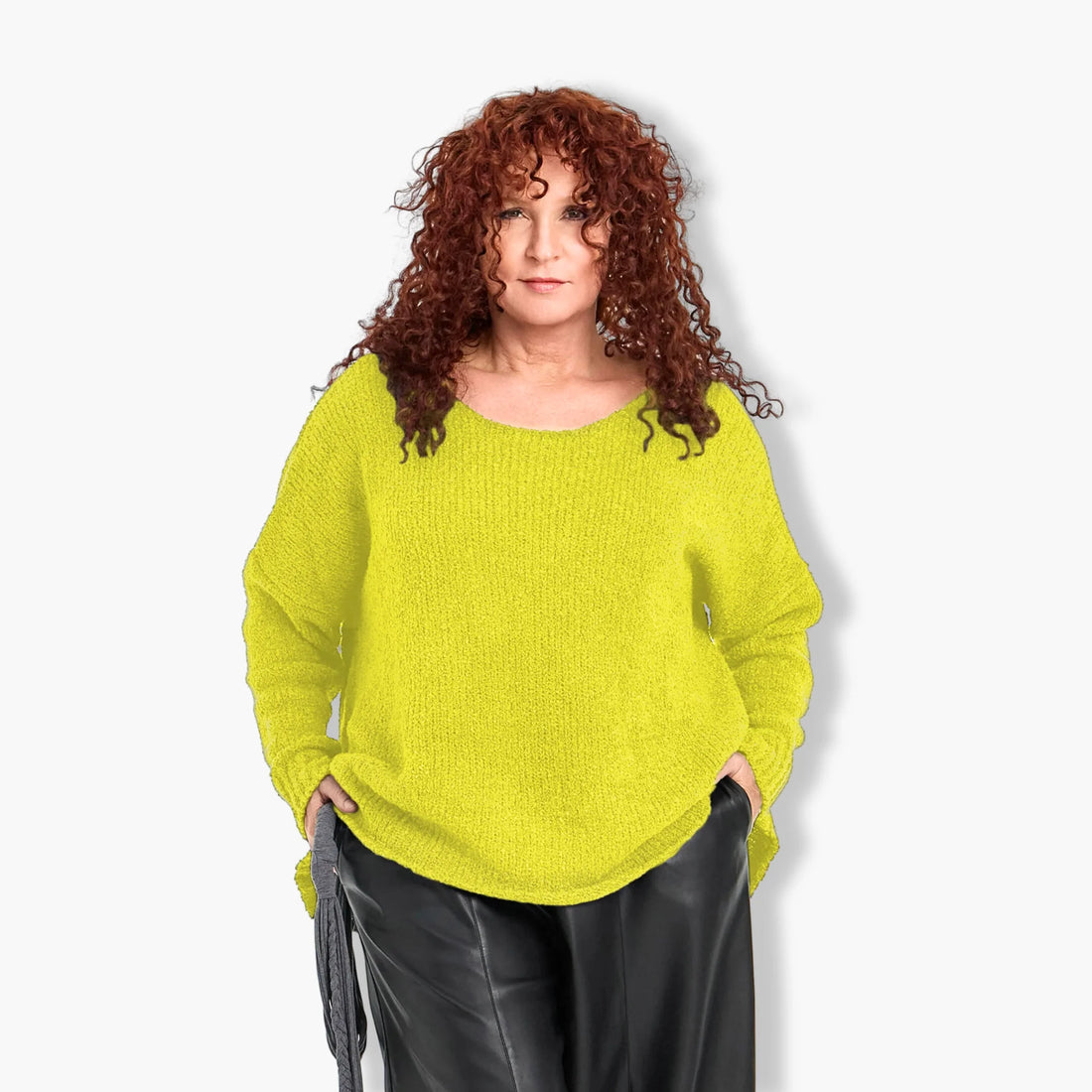  Kastiger Bouclé-Pullover in sattem Grün für Curvy-Look – stilvoll und bequem in großen Größen