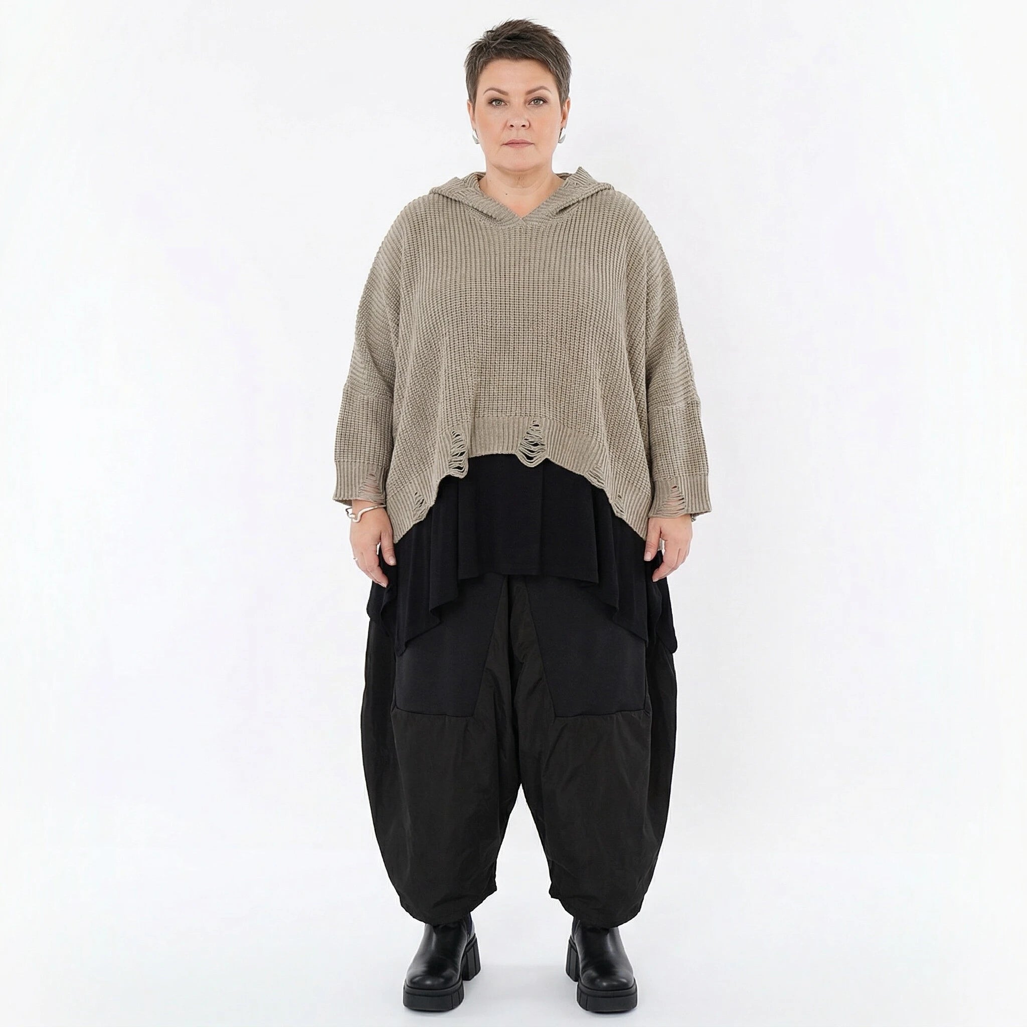 AKH Premium Bigshirt in kastiger Form, aus Baumwolle, P1032.2601, Beige, Ausgefallen, Zeitlos