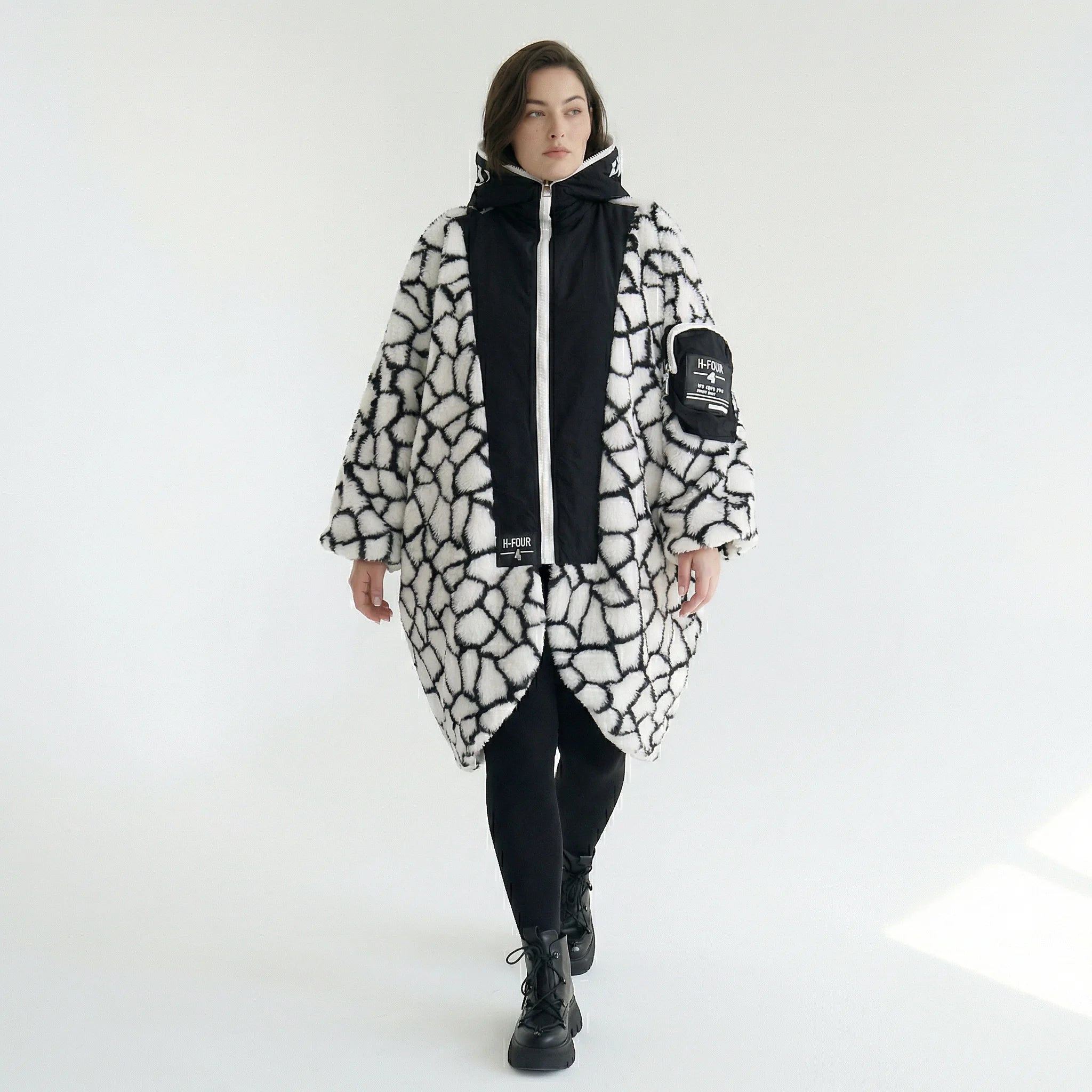  Ballon Jacke von H4 Fashion aus Polyamid, 2366, Weiß, Animal, Ausgefallen, Zeitlos, Schick