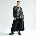 B-One Oversize Sweatshirt-Set im Lagenlook aus French Terry in Schwarz-Weiß | Modeare Avantgarde Damenmode
