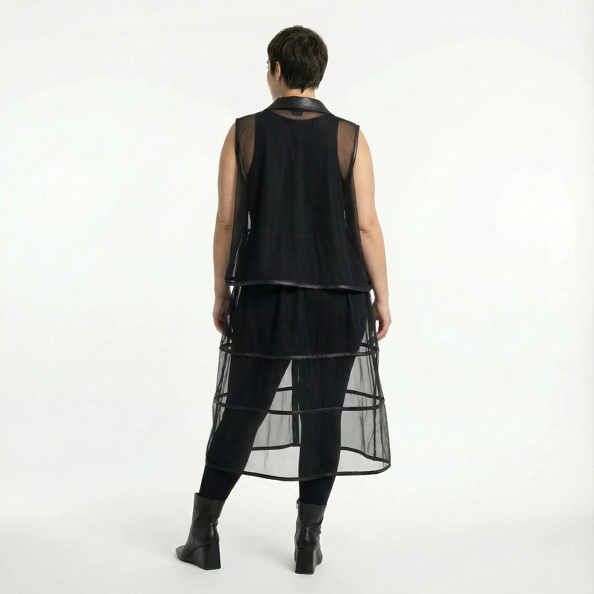  A-Form Weste von AKH Premium aus Materialmix, P1028.7120, Schwarz, Ausgefallen